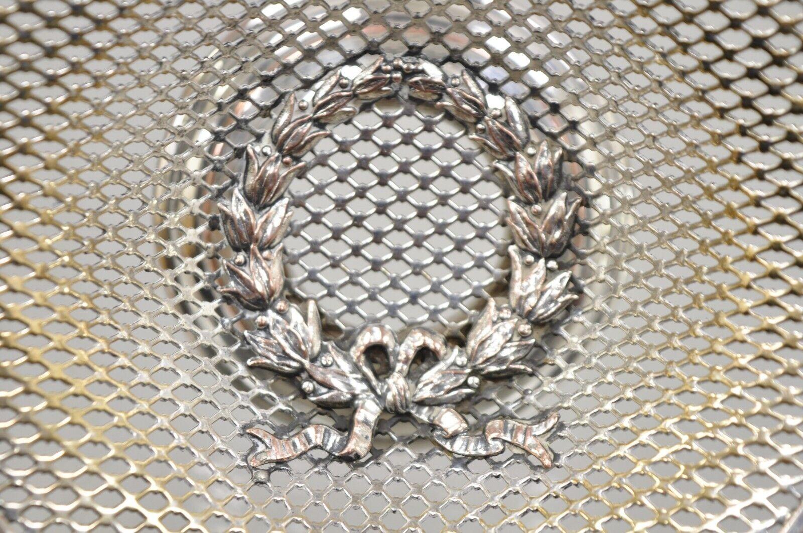 20th Century English Edwardian Silver Plated Wreath Design Small Mesh Basket Candy Dish -Pair For Sale