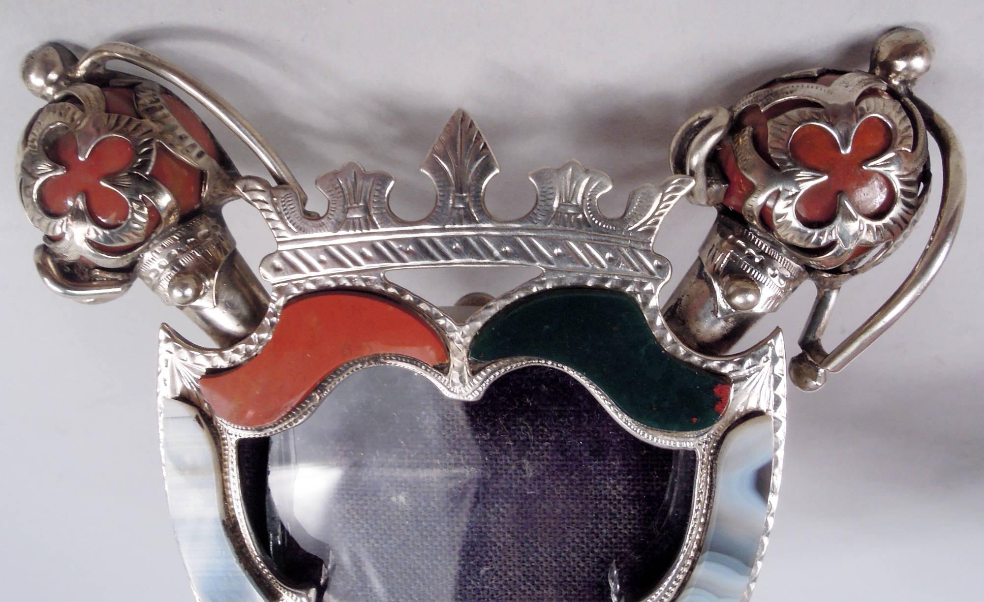 English Edwardian Sterling Silver & Agate Armorial Picture Frame, 1903 2