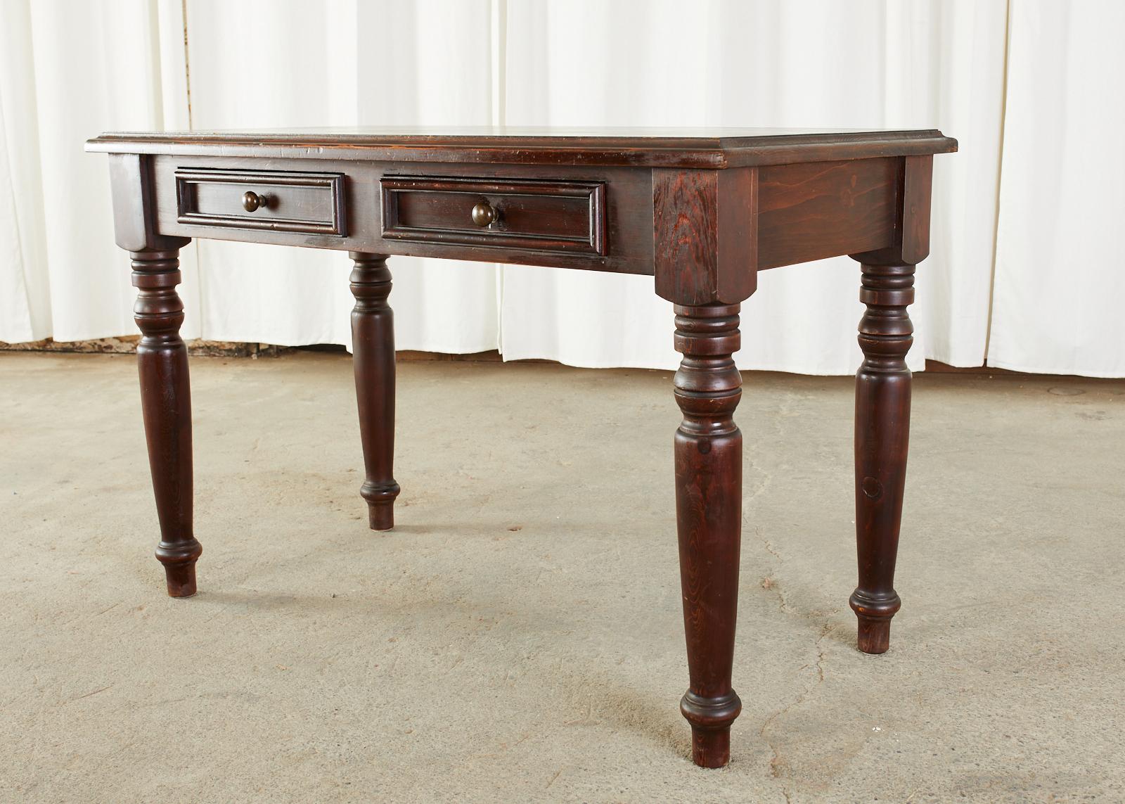 English Edwardian Style Turned Leg Pine Writing Table Desk In Good Condition In Rio Vista, CA