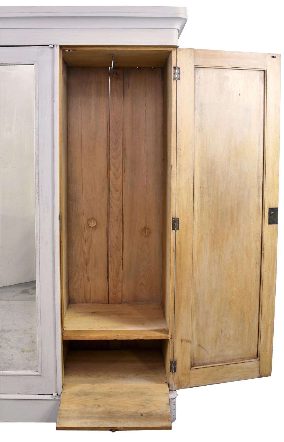 Early 20th Century English Edwardian Pine Wardrobe in Painted Limed Finish with Interior Drawers