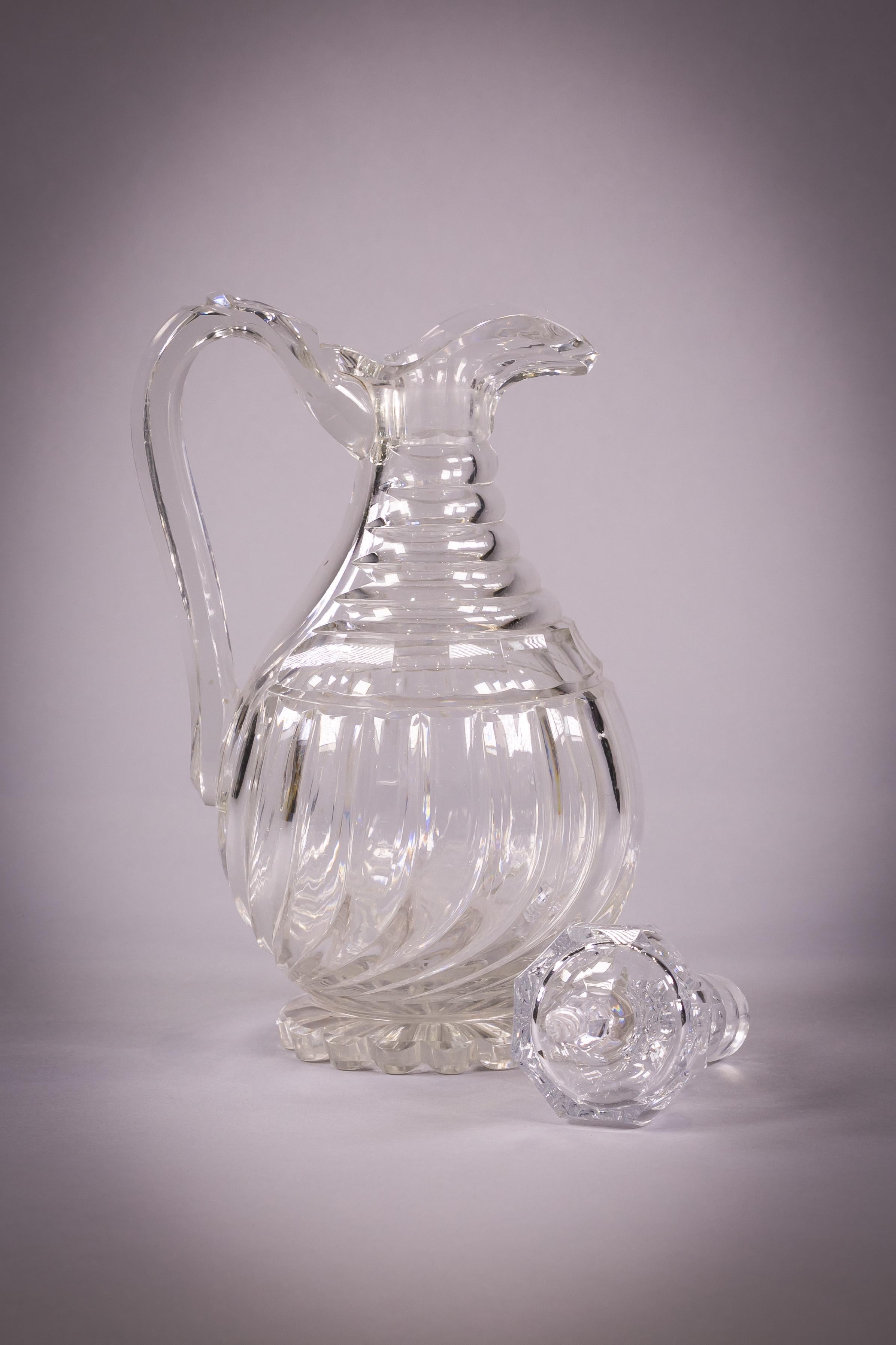 British English Elaborately Cut and Faceted Stoppered Crystal Decanter, circa 1880 For Sale