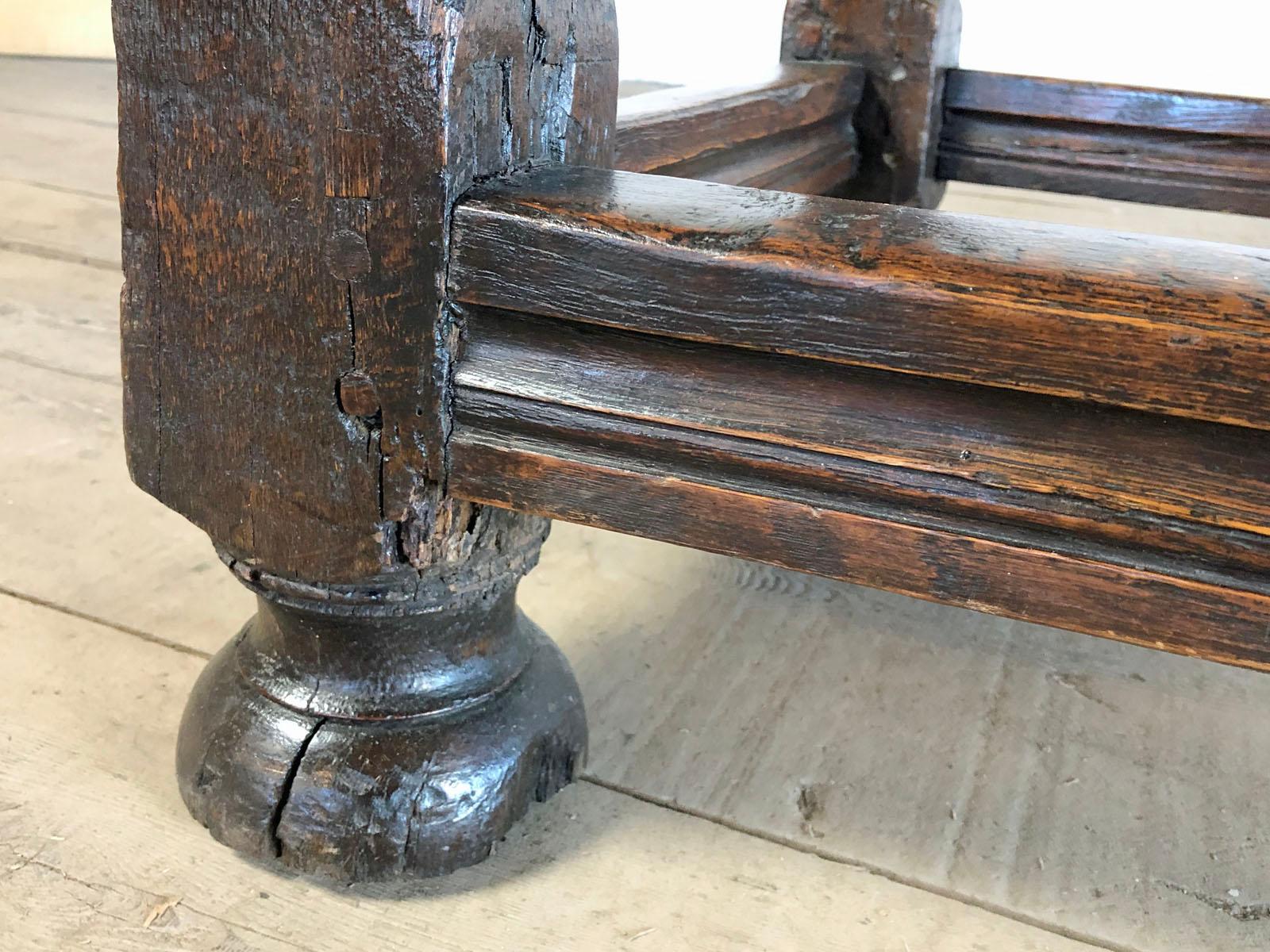 English Elizabeth I Oak 16th Century Refectory or Center Table For Sale 4