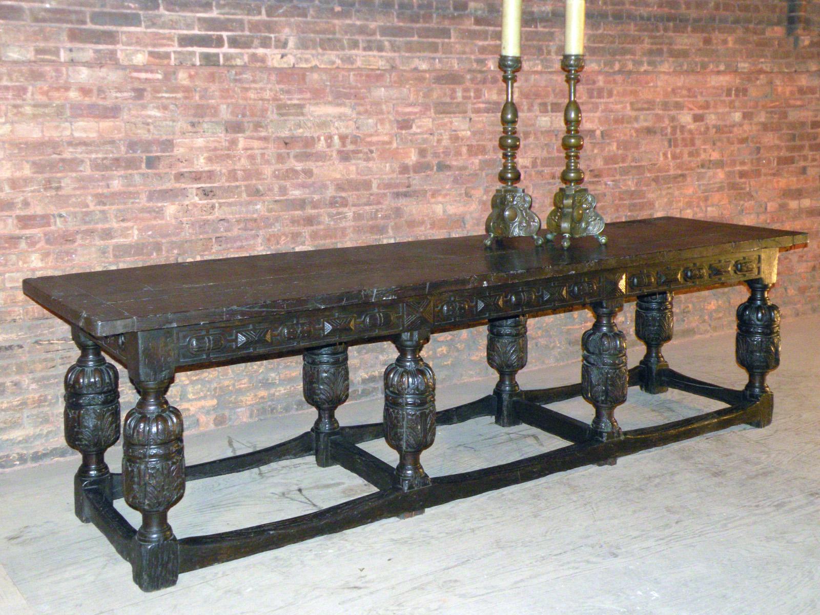 English Elizabethan Oak Long Eight-Melon Dining Table or Console Table For Sale 1