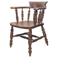 English Elm and Oak Low Back Windsor / Captain's Chair, Early 19th Century