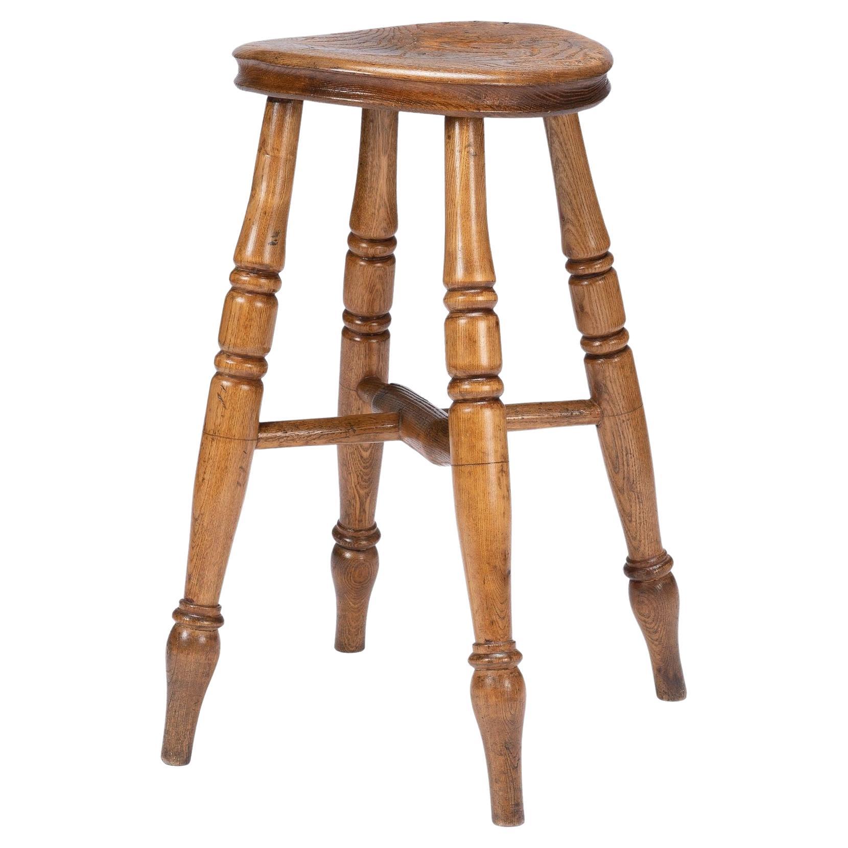 Tabouret de milking anglais en bois d'orme (1860) en vente