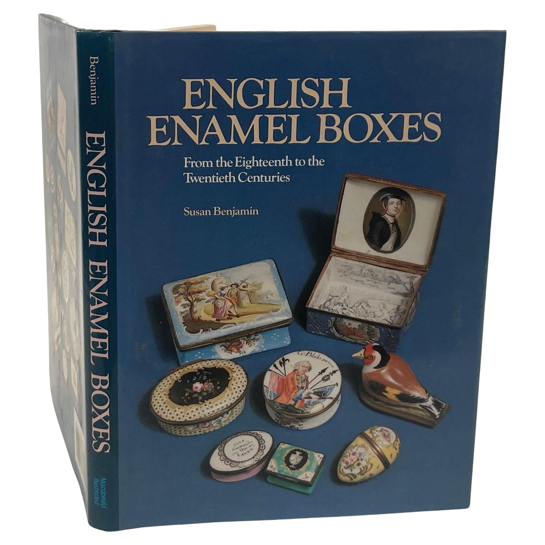 Boîtes à émail anglaises du 18e au 2e dents C. Susan Benjamin couverture rigide en vente