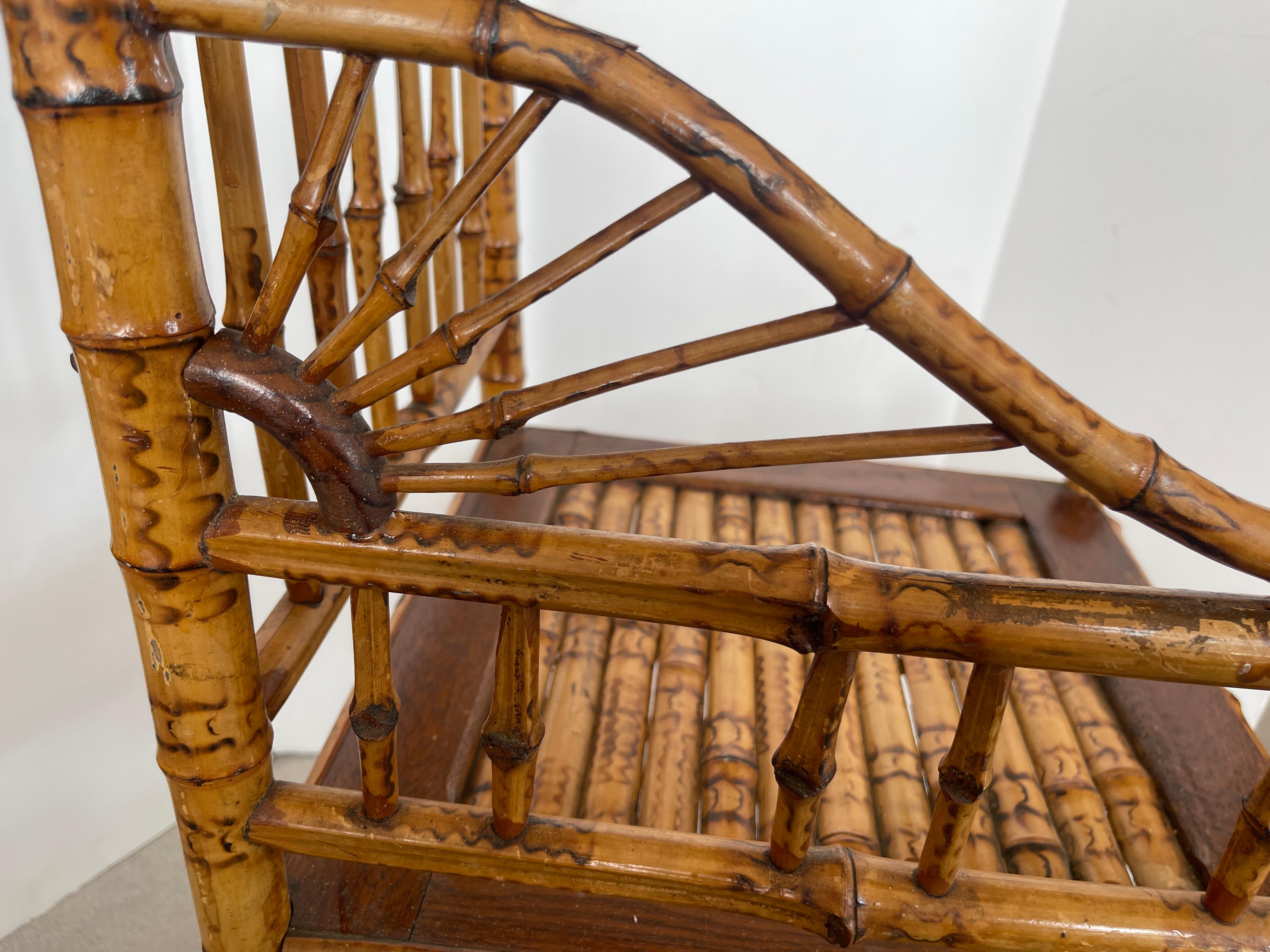 English Esthetic Movement Root Bamboo Corner Chair, 1890-1900 In Good Condition In West Palm Beach, FL