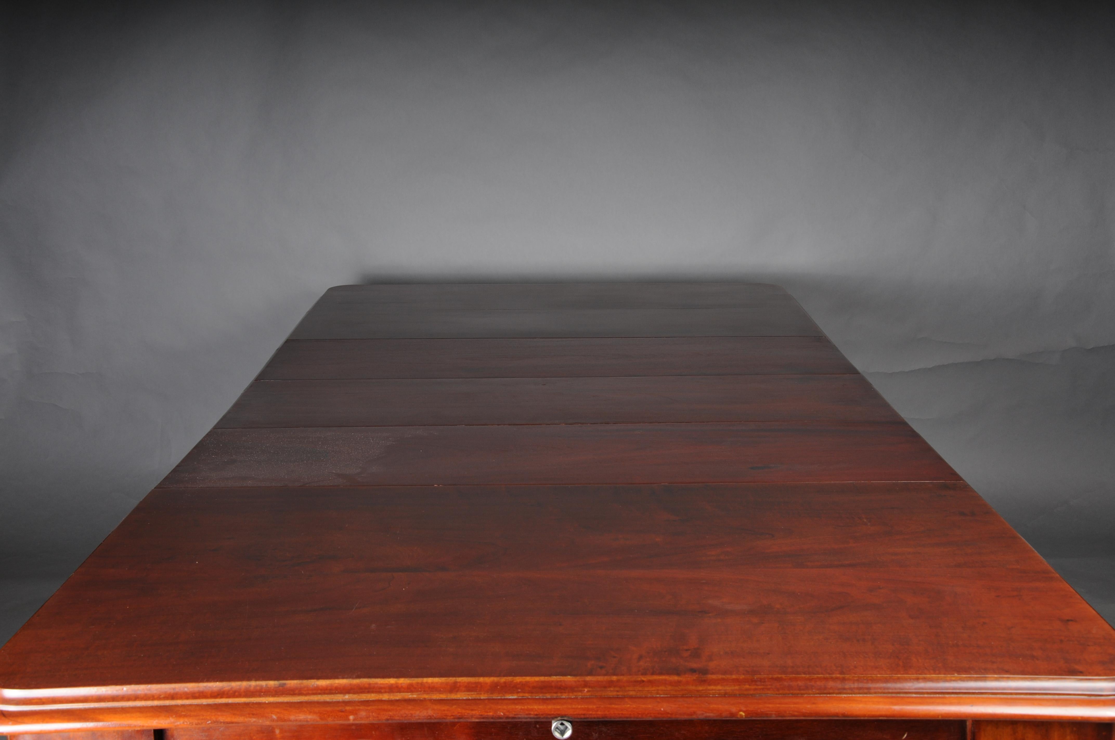 English Extendable Dining Table, Mahogany, circa 1860 For Sale 7
