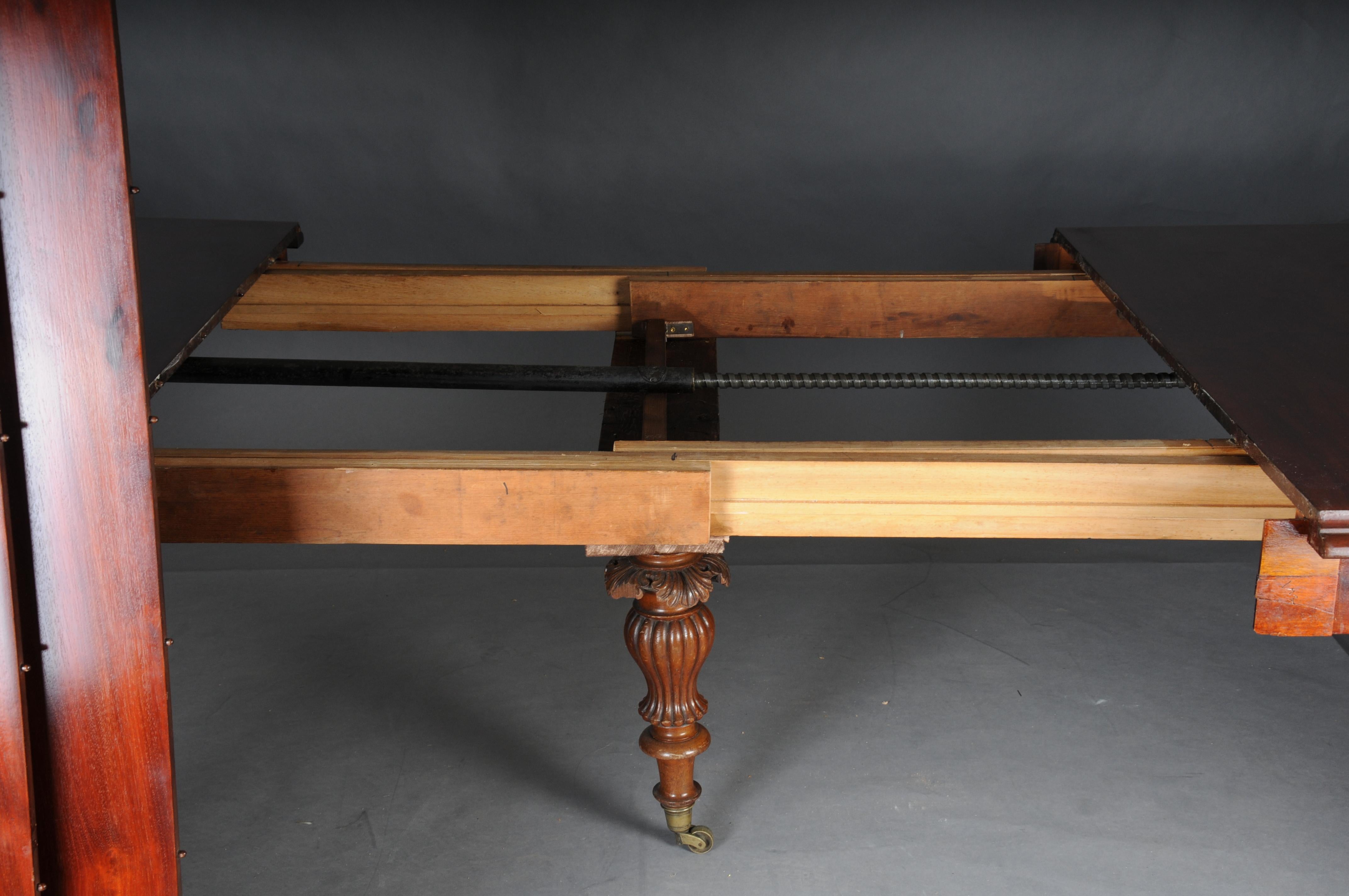English Extendable Dining Table, Mahogany, circa 1860 For Sale 12