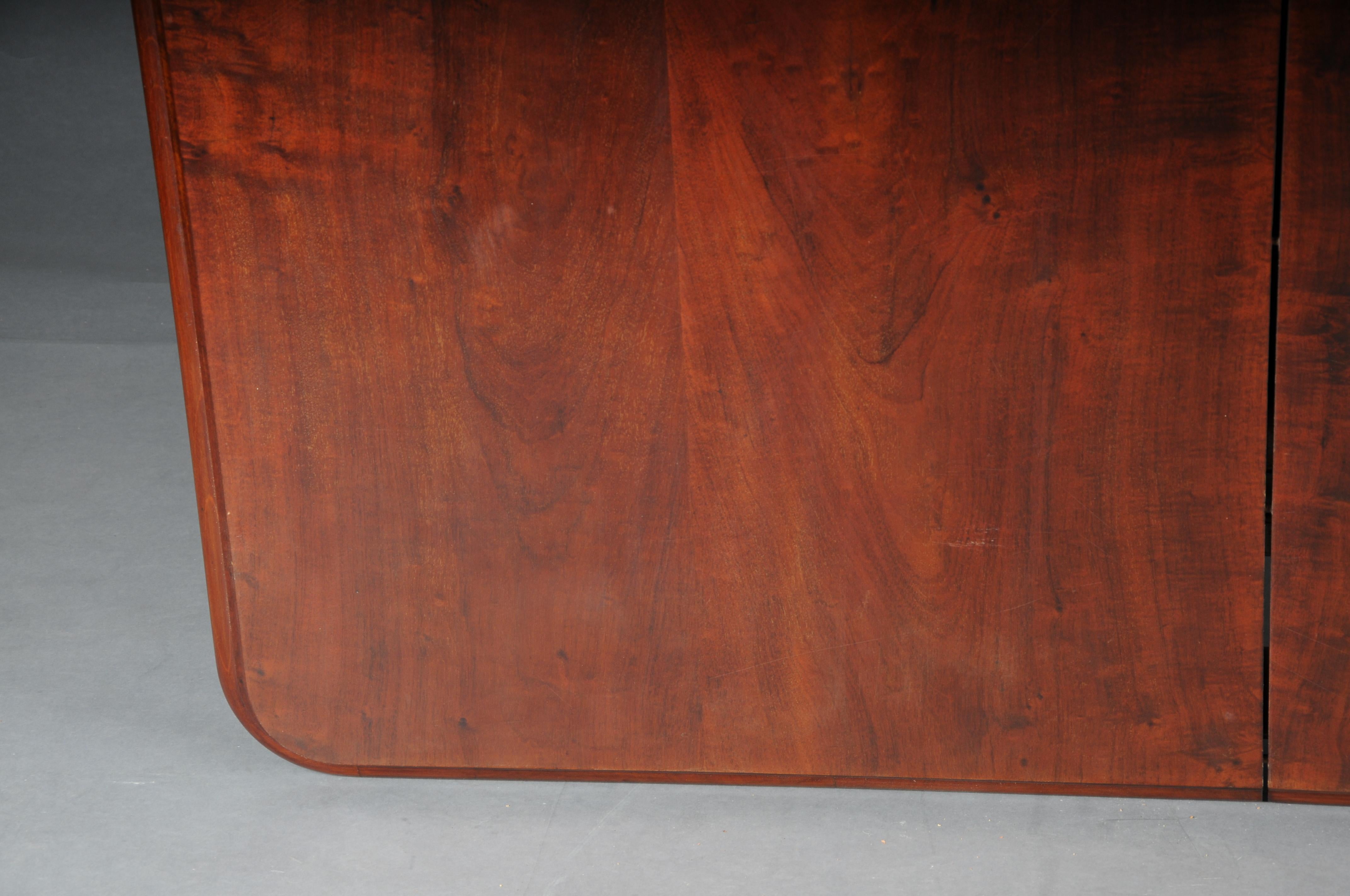 English Extendable Dining Table, Mahogany, circa 1860 For Sale 4