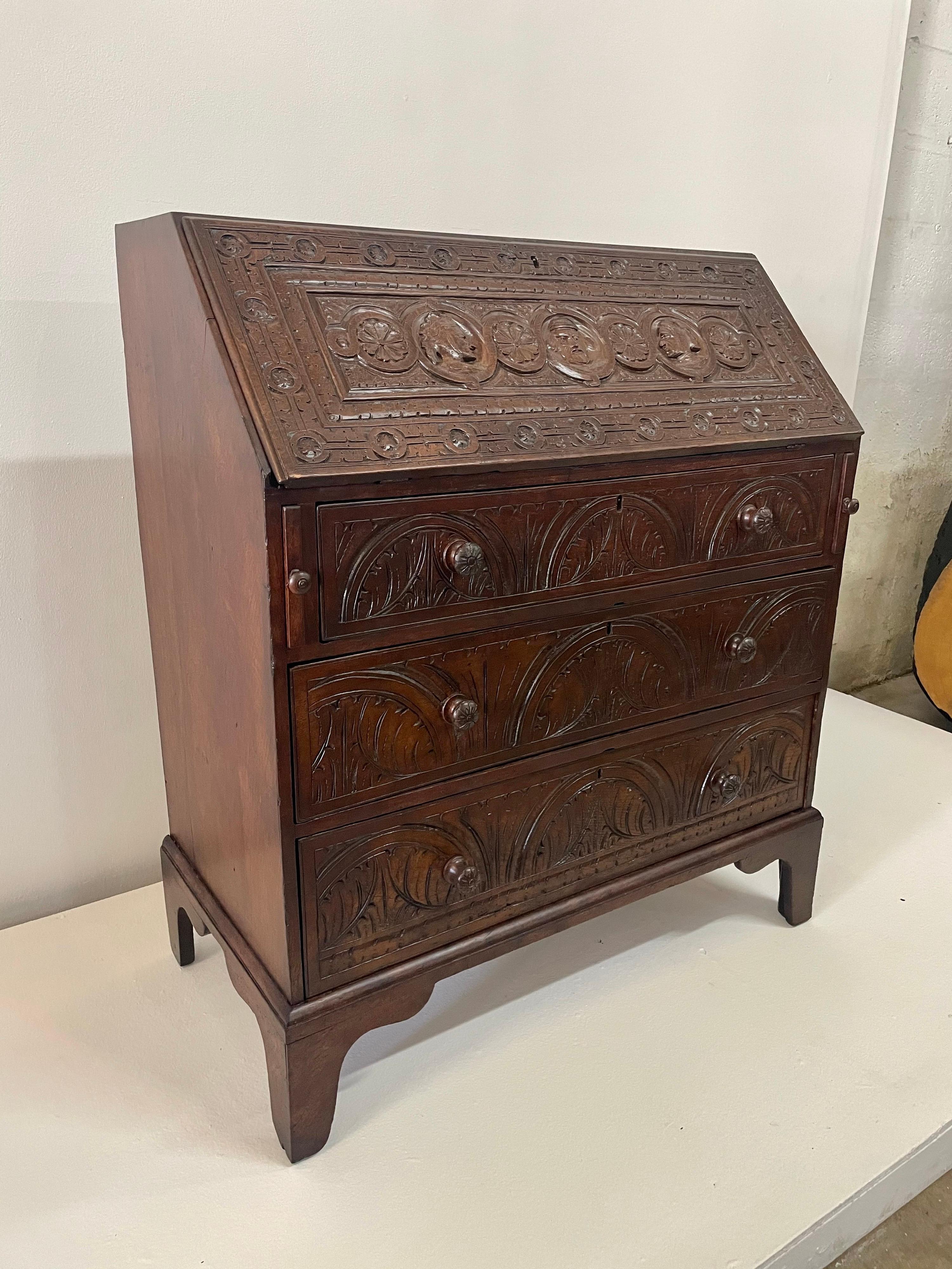 English Fall-Front Secretary Desk in Carved Oak, Circa 1800 For Sale 5