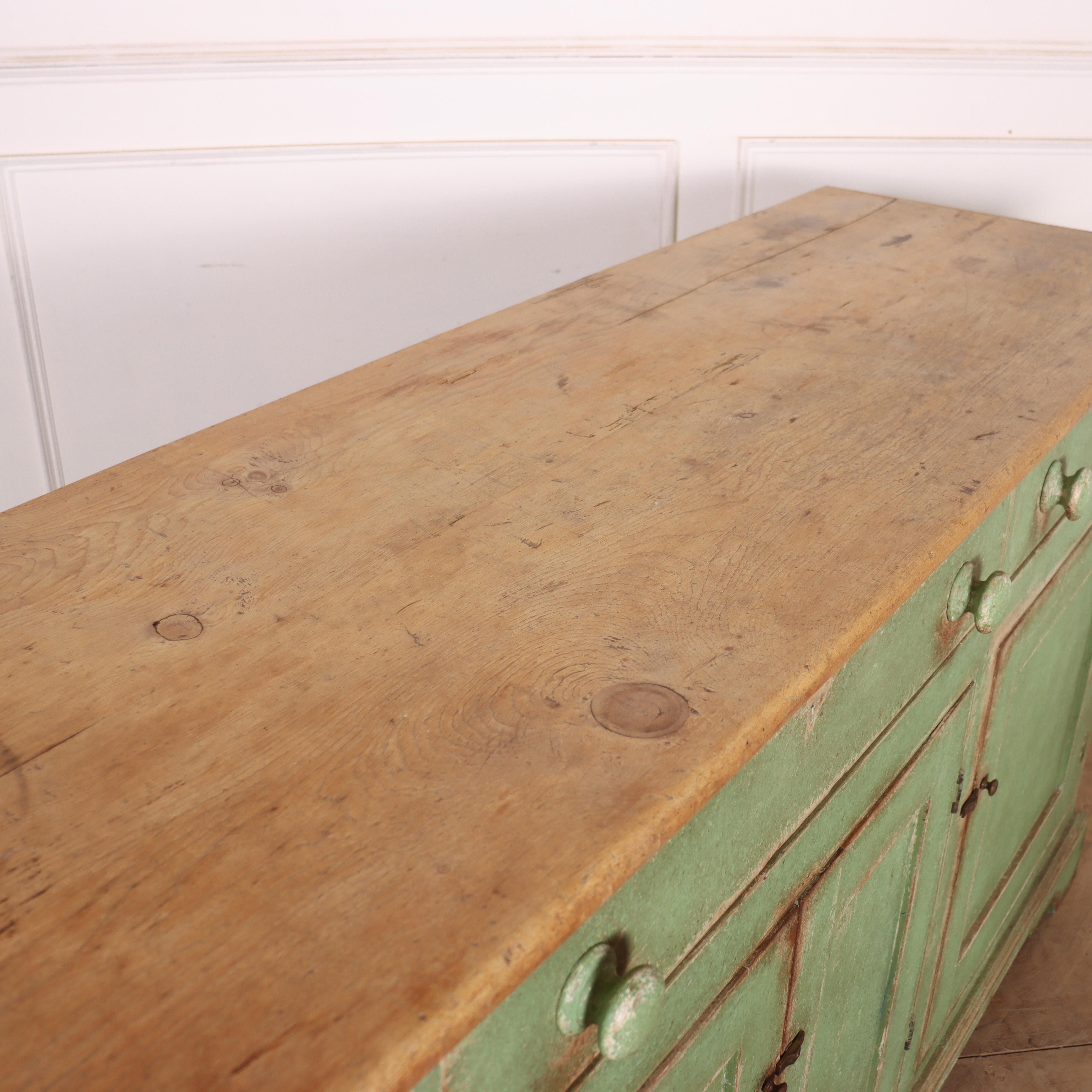 Base de commode English Farm House en vente 8