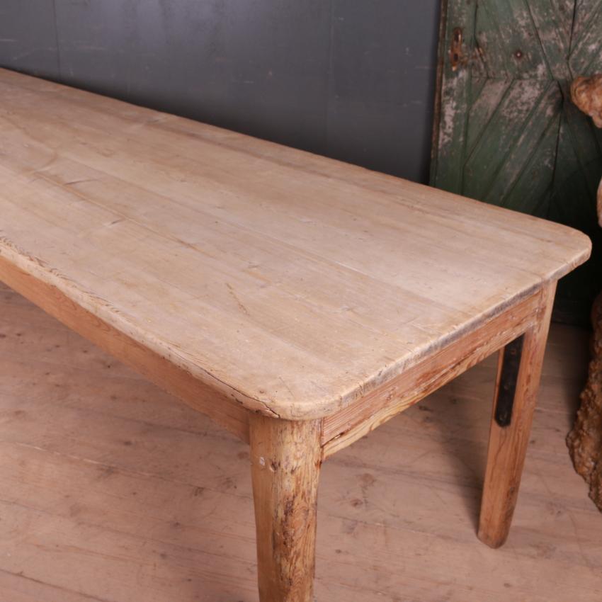 English Farmhouse Dining Table In Good Condition In Leamington Spa, Warwickshire