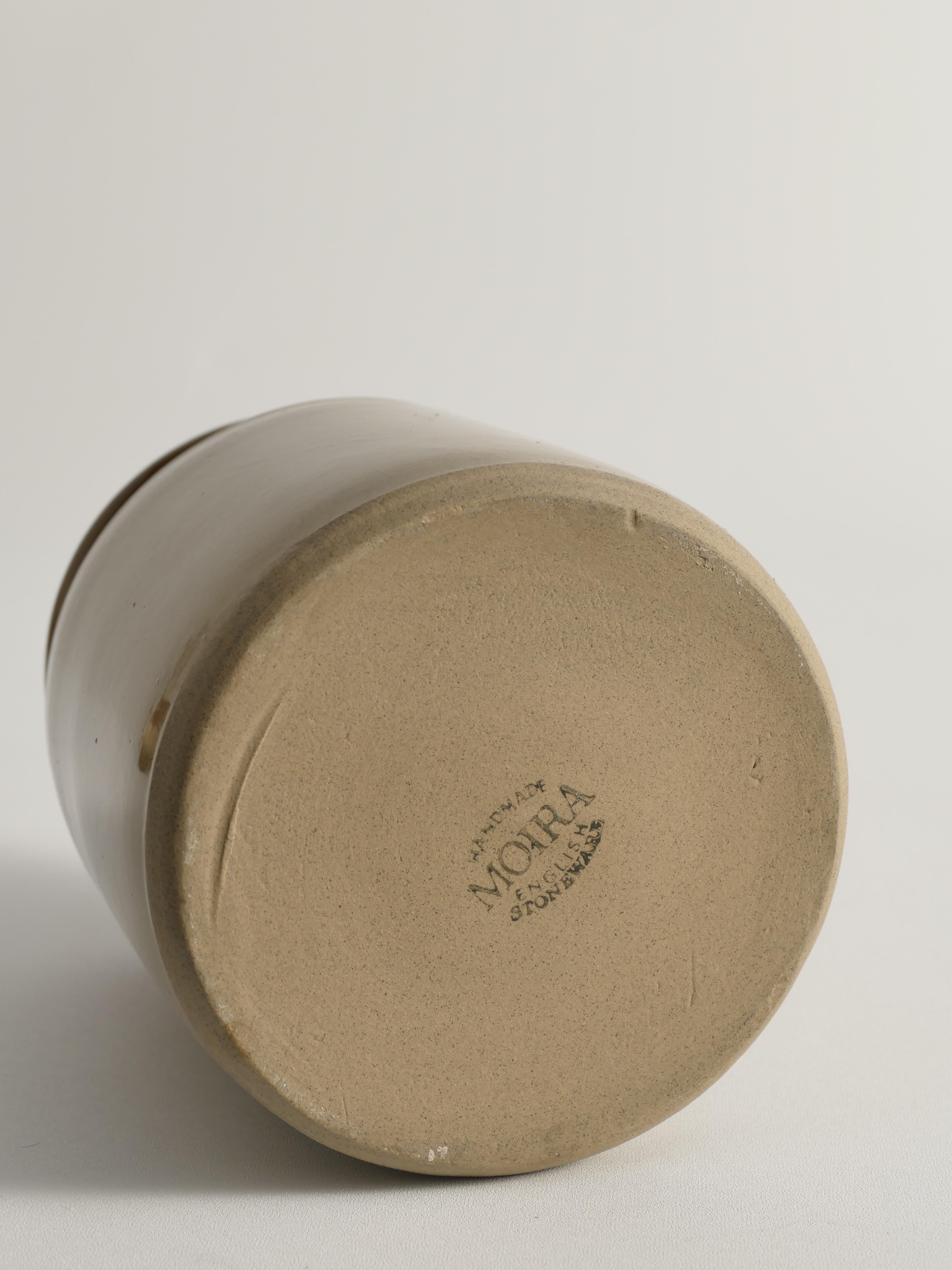 Inglese Vaso in gres della fattoria inglese di Moira, Inghilterra, fine XX secolo in vendita
