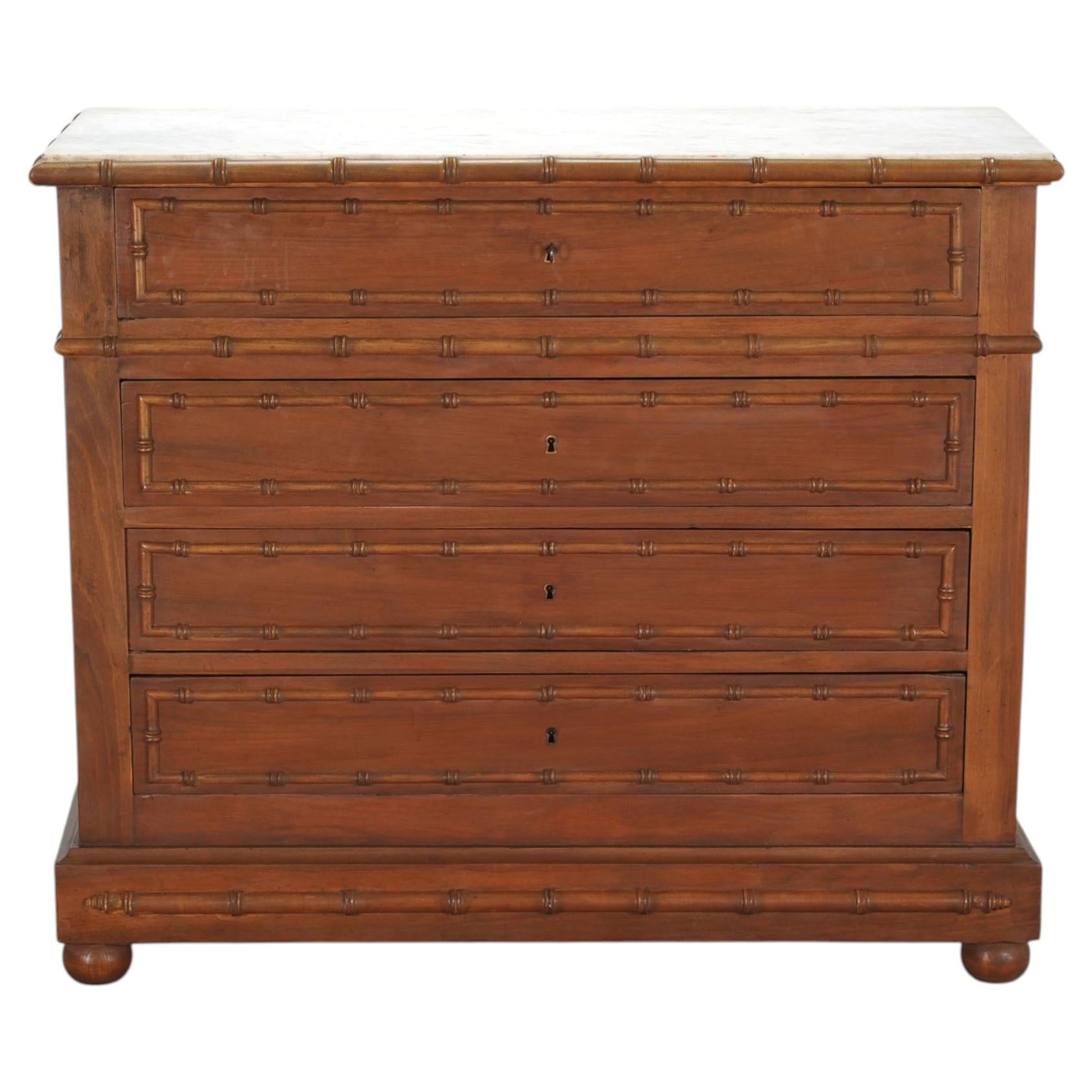 Commode de style anglais « Faux Bamboo » de l’Aesthetic Movement, avec plateau en marbre