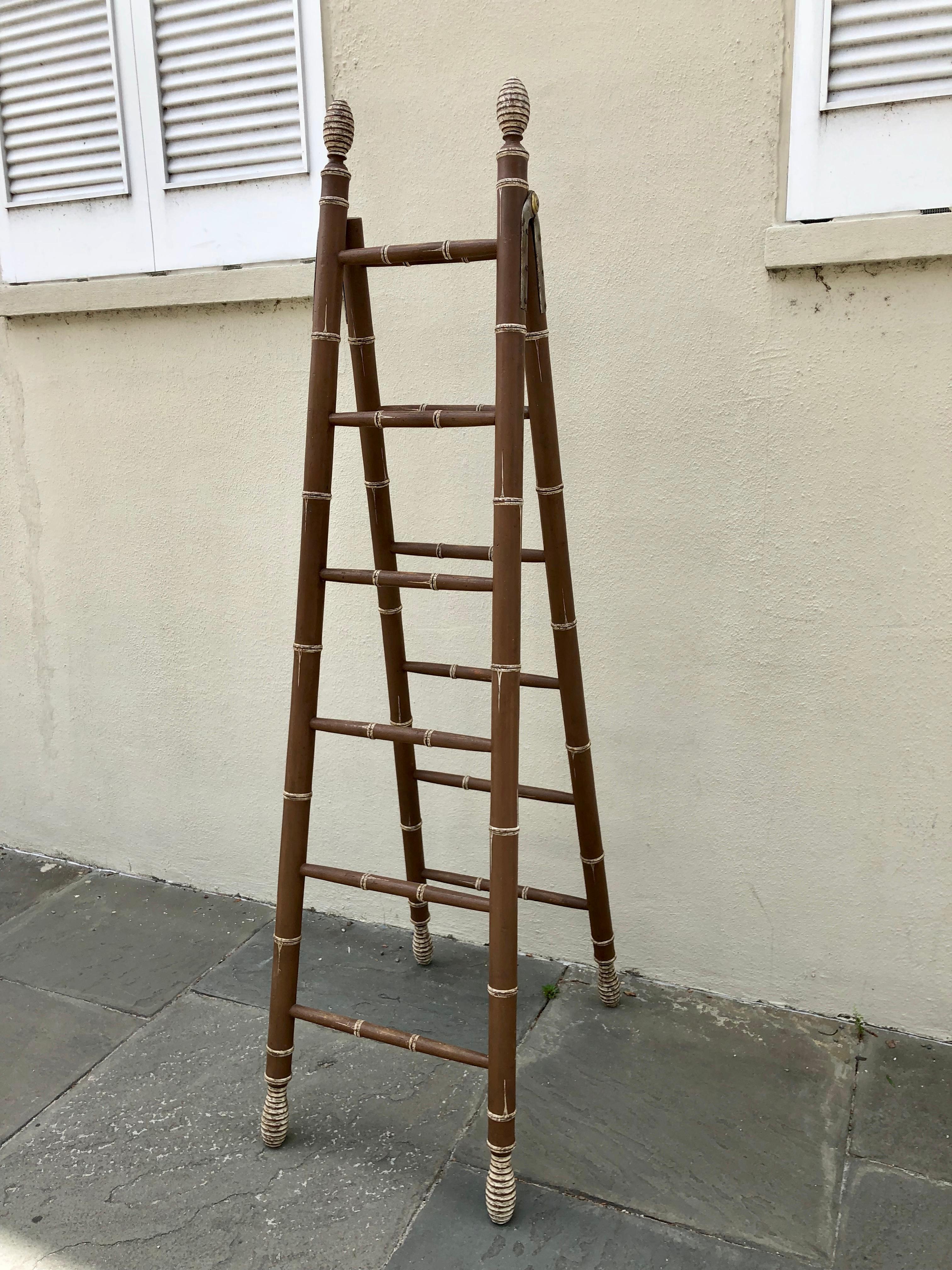 Mid-19th Century English Faux Bamboo Library Ladder in Brown Paint with White Accents, circa 1830
