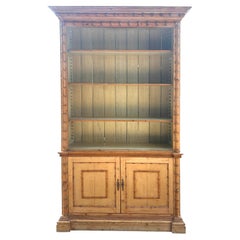Bibliothèque anglaise en pin imitation bambou