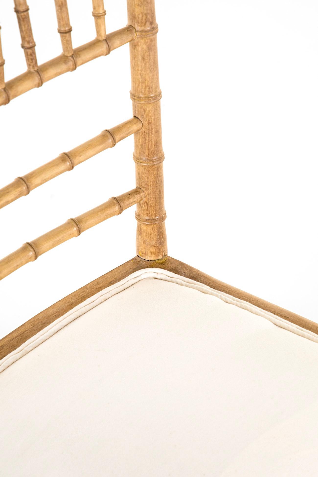 Scrivania e sedia vittoriana in finto bambù inglese in vendita 8