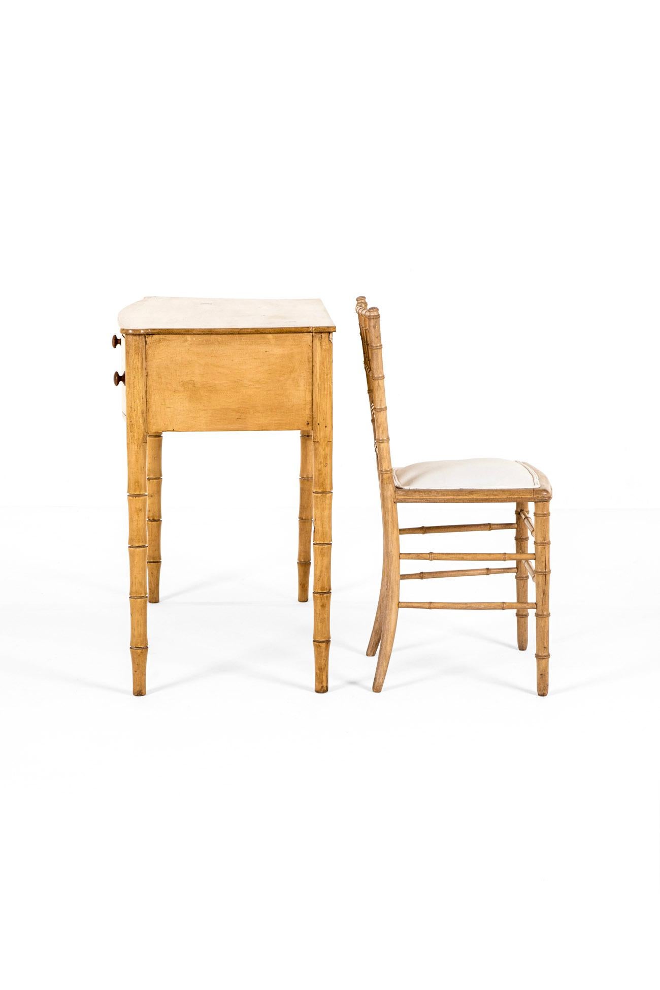 XIX secolo Scrivania e sedia vittoriana in finto bambù inglese in vendita