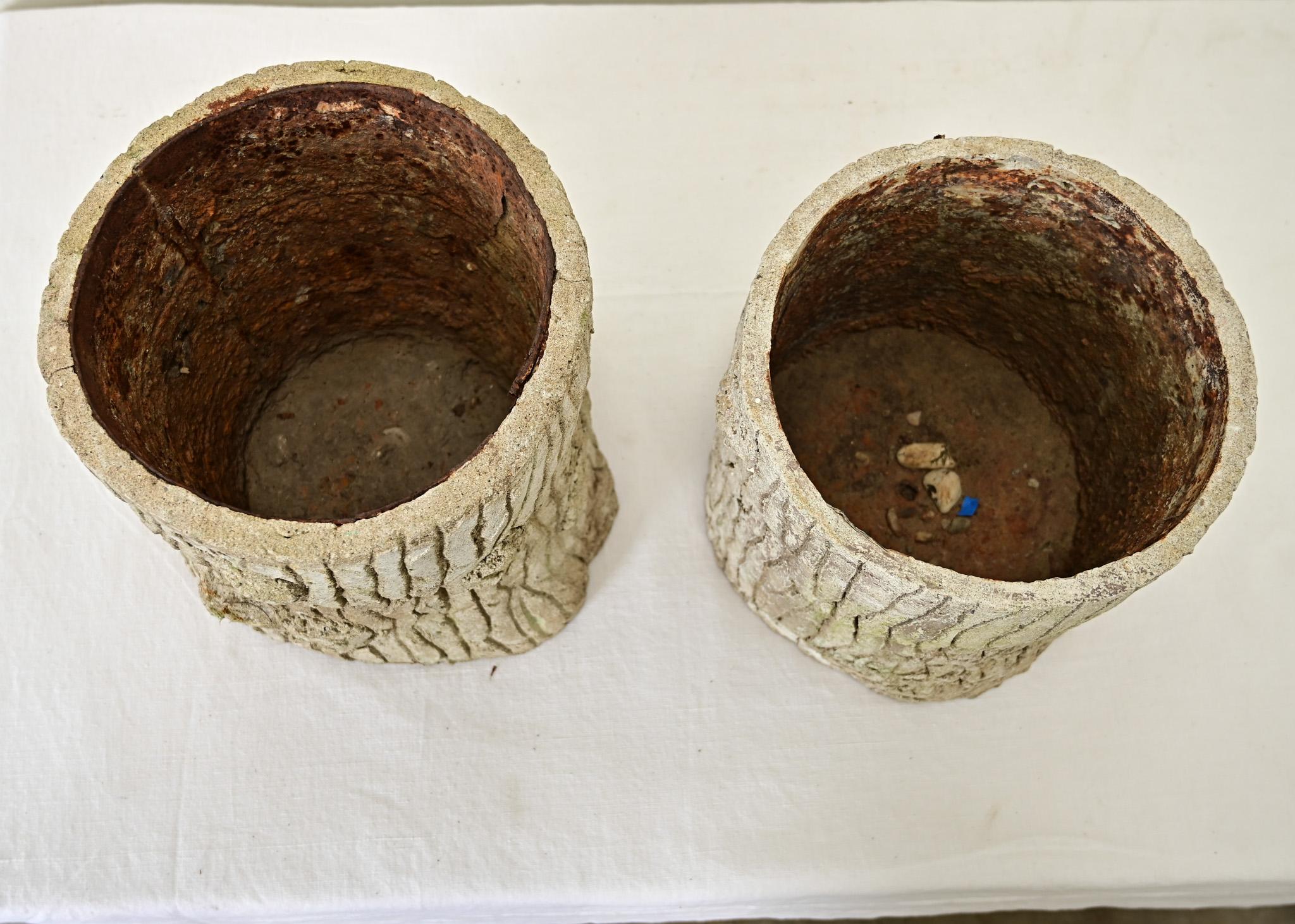 English Faux Bois Pair of Planters In Good Condition For Sale In Baton Rouge, LA