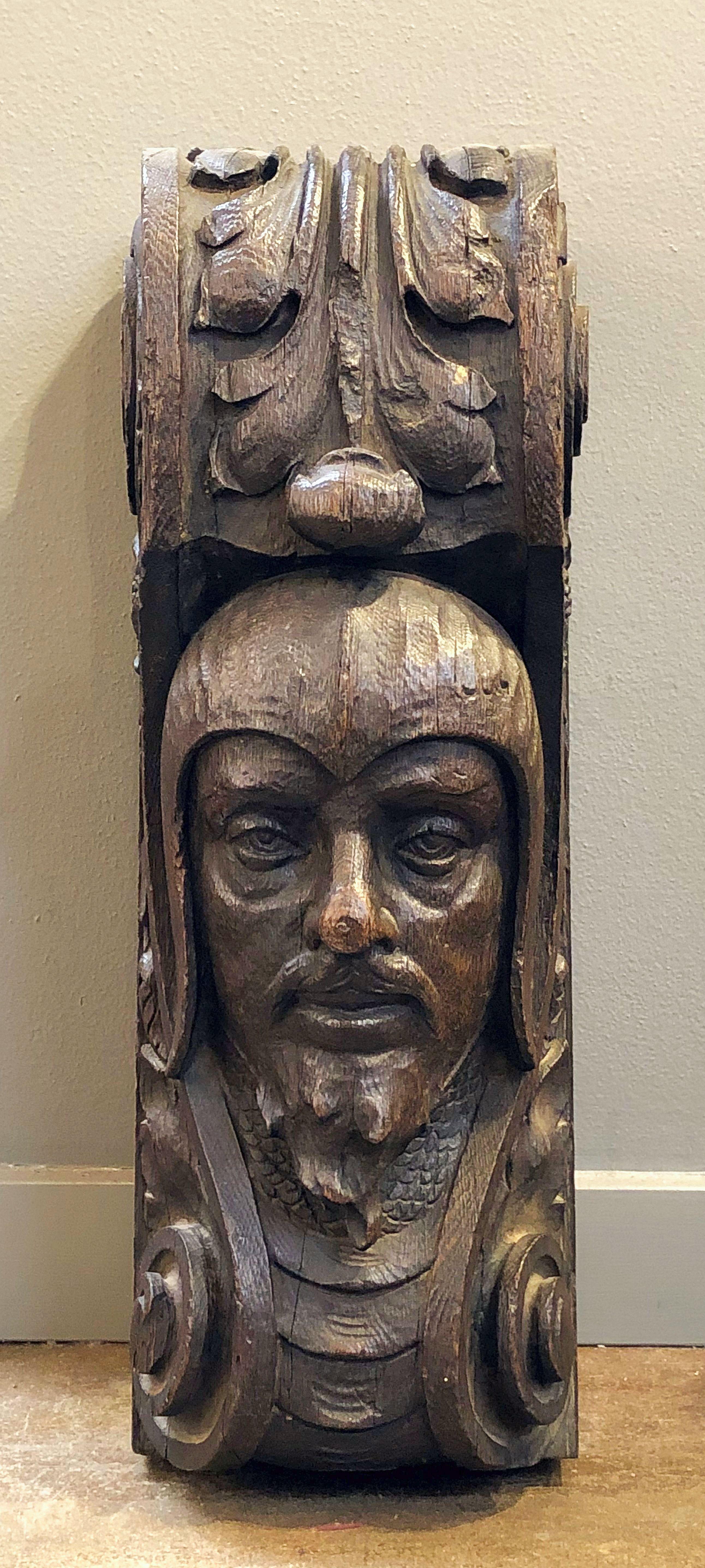 English Figurehead Sculpture of Carved Oak In Good Condition In Austin, TX