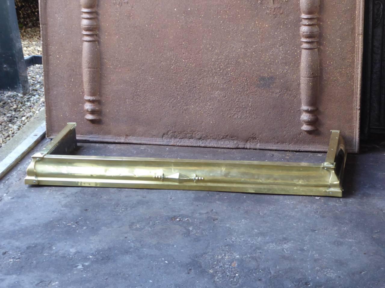 British English Victorian Style Fireplace Fender For Sale