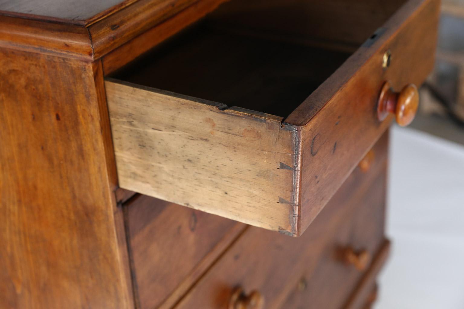 English Five-Drawer Chest 3