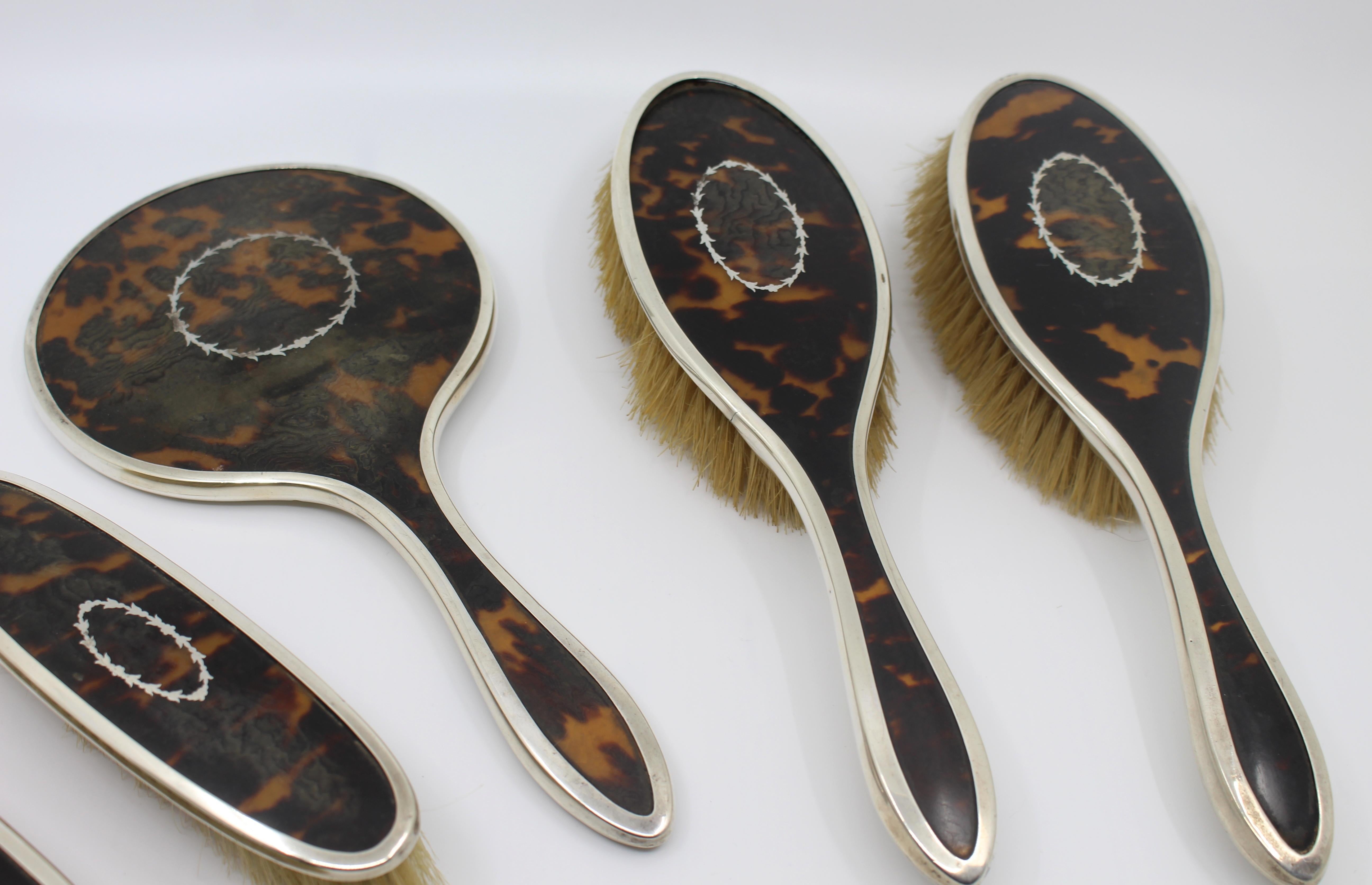 20th Century English Five-Piece Silver and Tortoiseshell Vanity Toilet Brush Set, 1923 For Sale