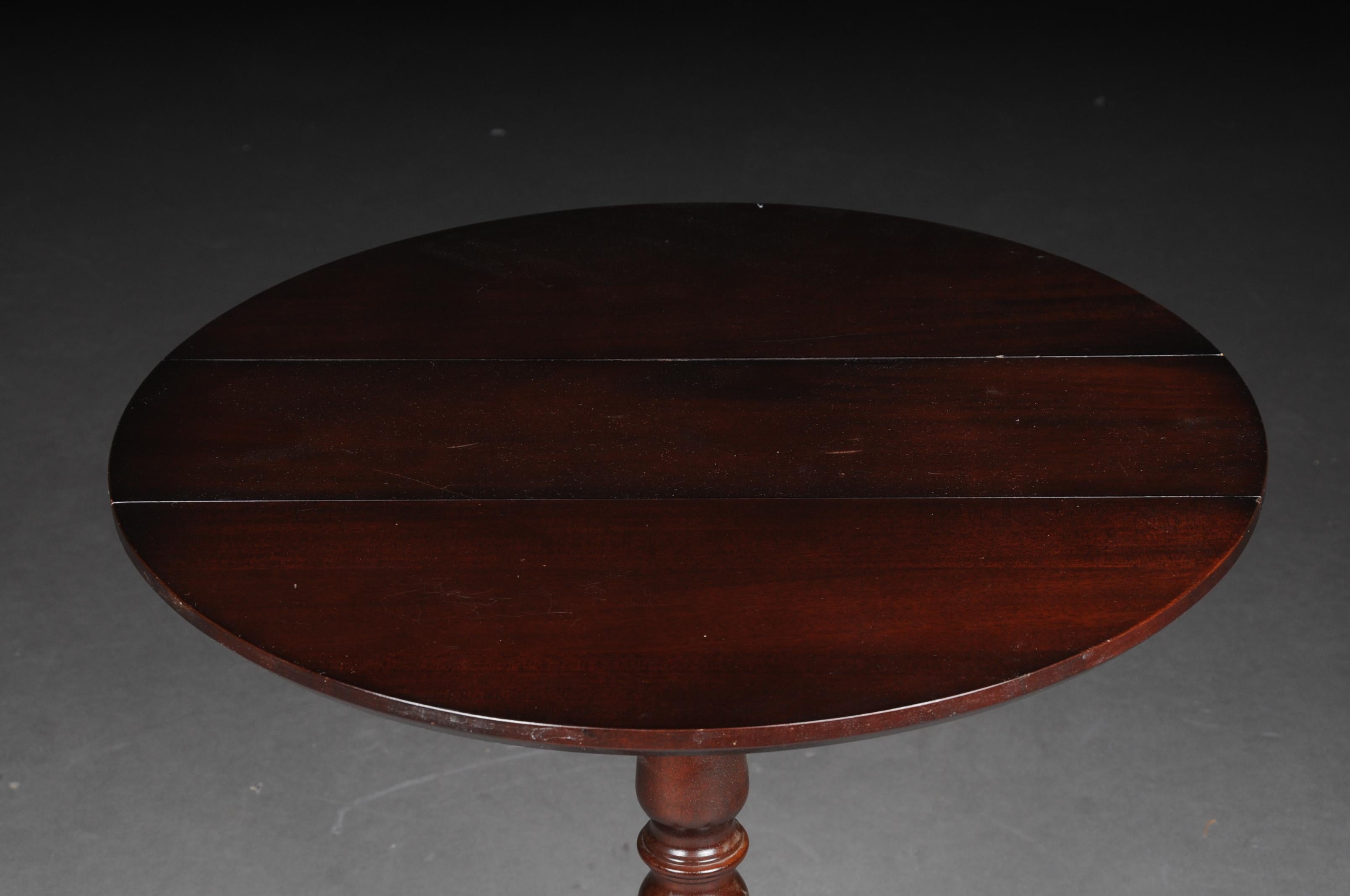 Englischer Klapptisch/Beistelltisch/Tisch, 20. Jahrhundert (Holz) im Angebot