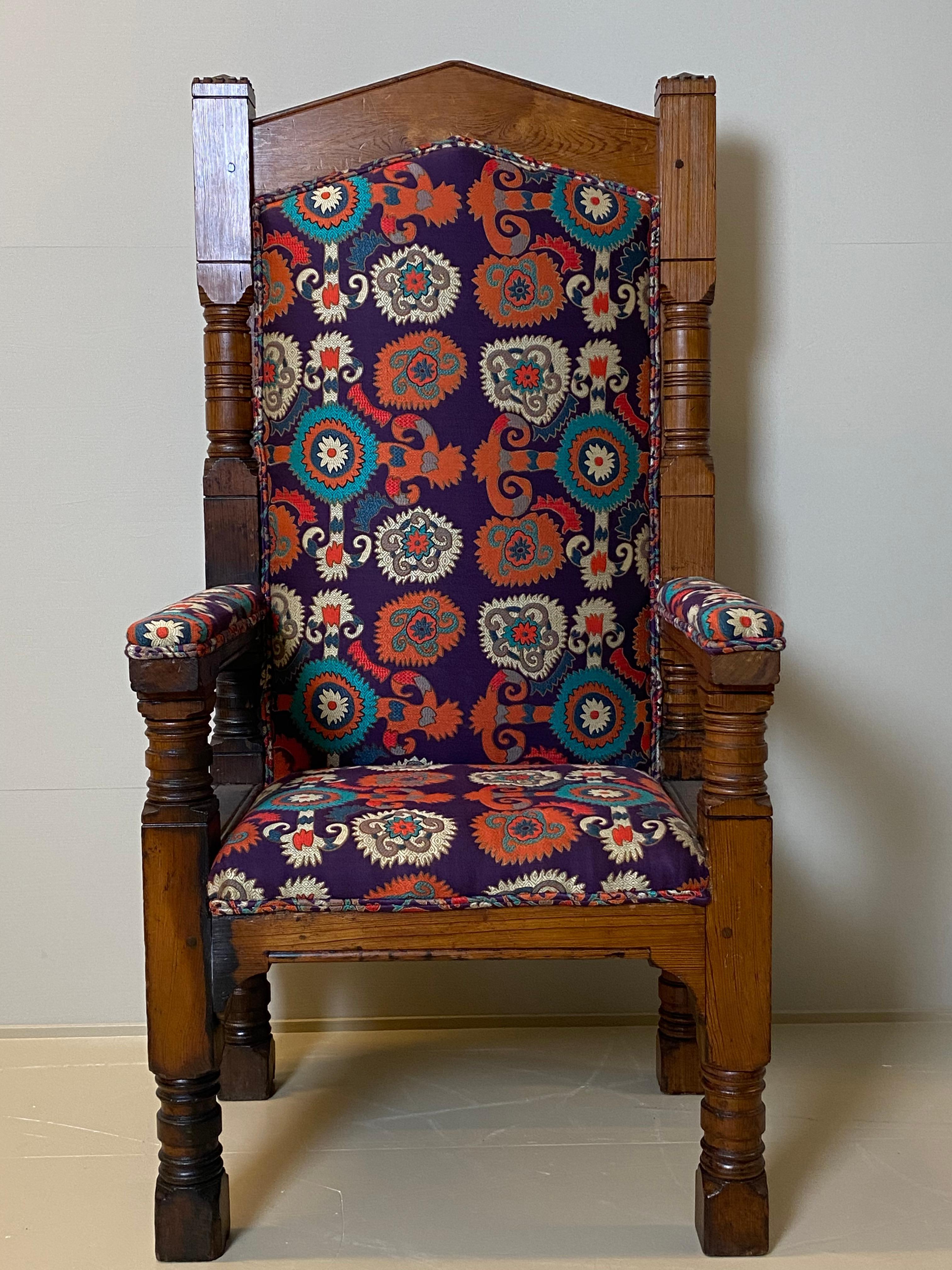 XIXe siècle Throne/Armchair anglais ancien de Macon libre en pin, 19ème siècle en vente