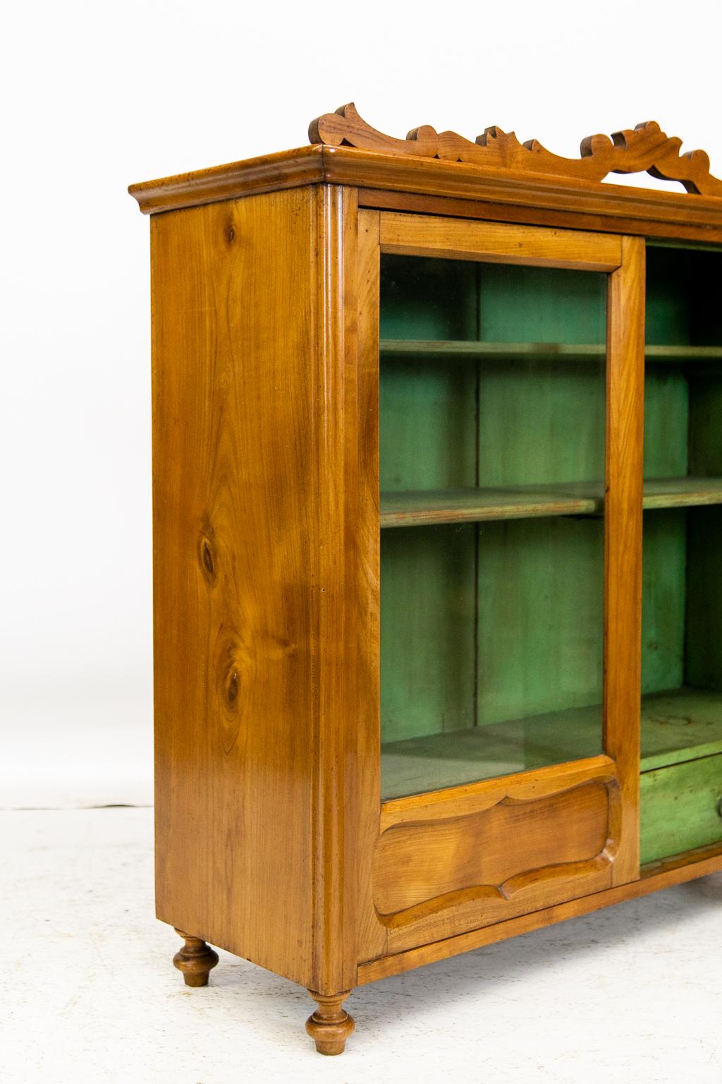 English Fruitwood Cupboard/Cabinet 3
