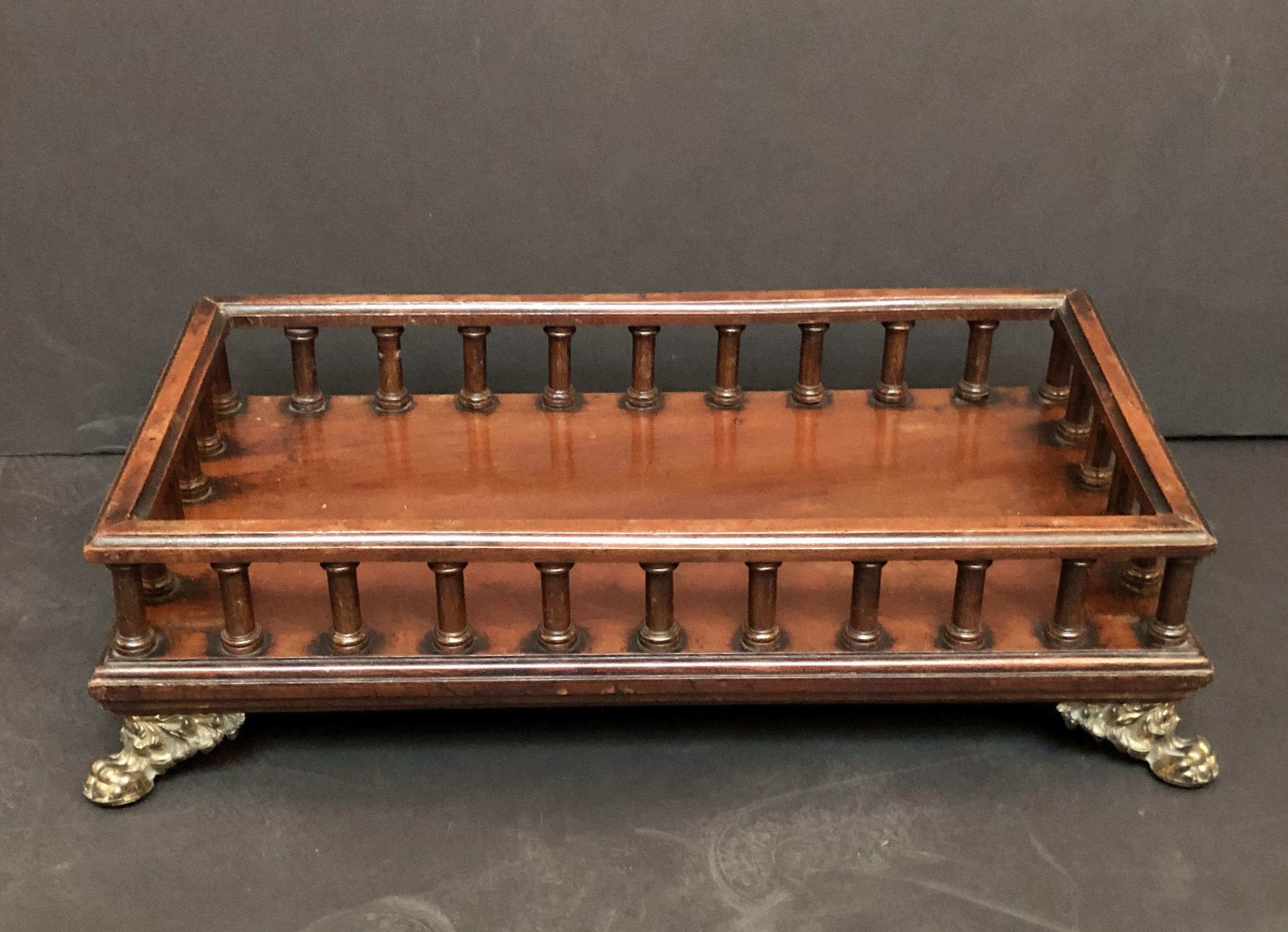 English Gallery Tray of Mahogany for the Library from the Regency Period (Englisch)