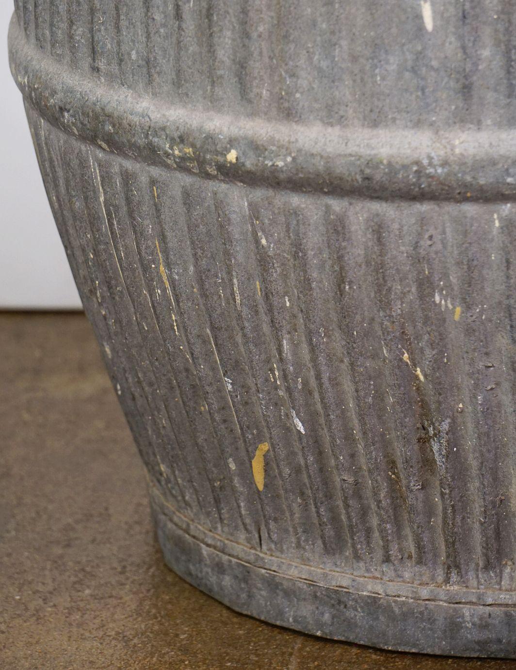 20th Century English Garden Pot or Dolly Tub Planter of Zinc For Sale