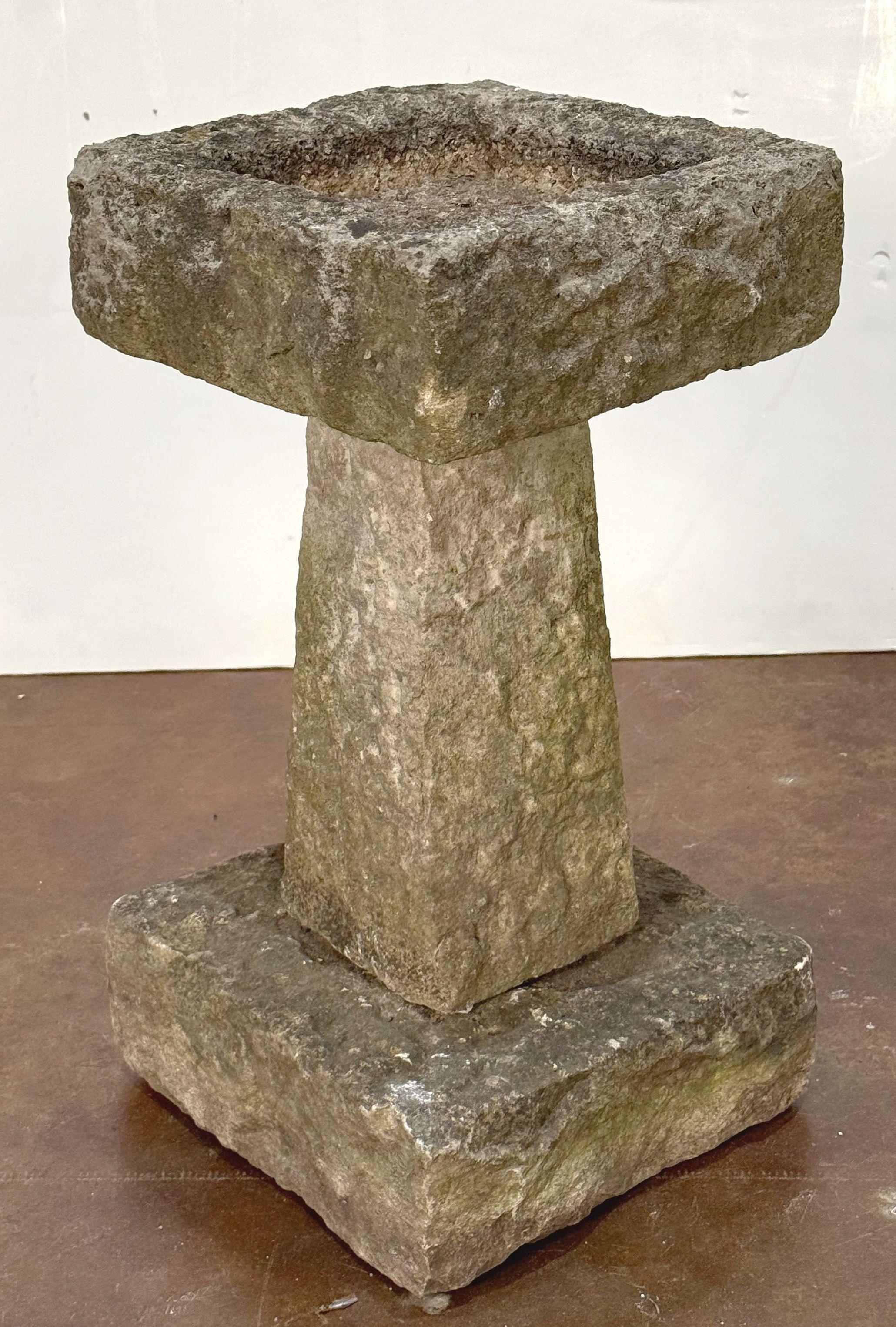 English Garden Square Bird Bath of Carved Purbeck Stone In Good Condition For Sale In Austin, TX