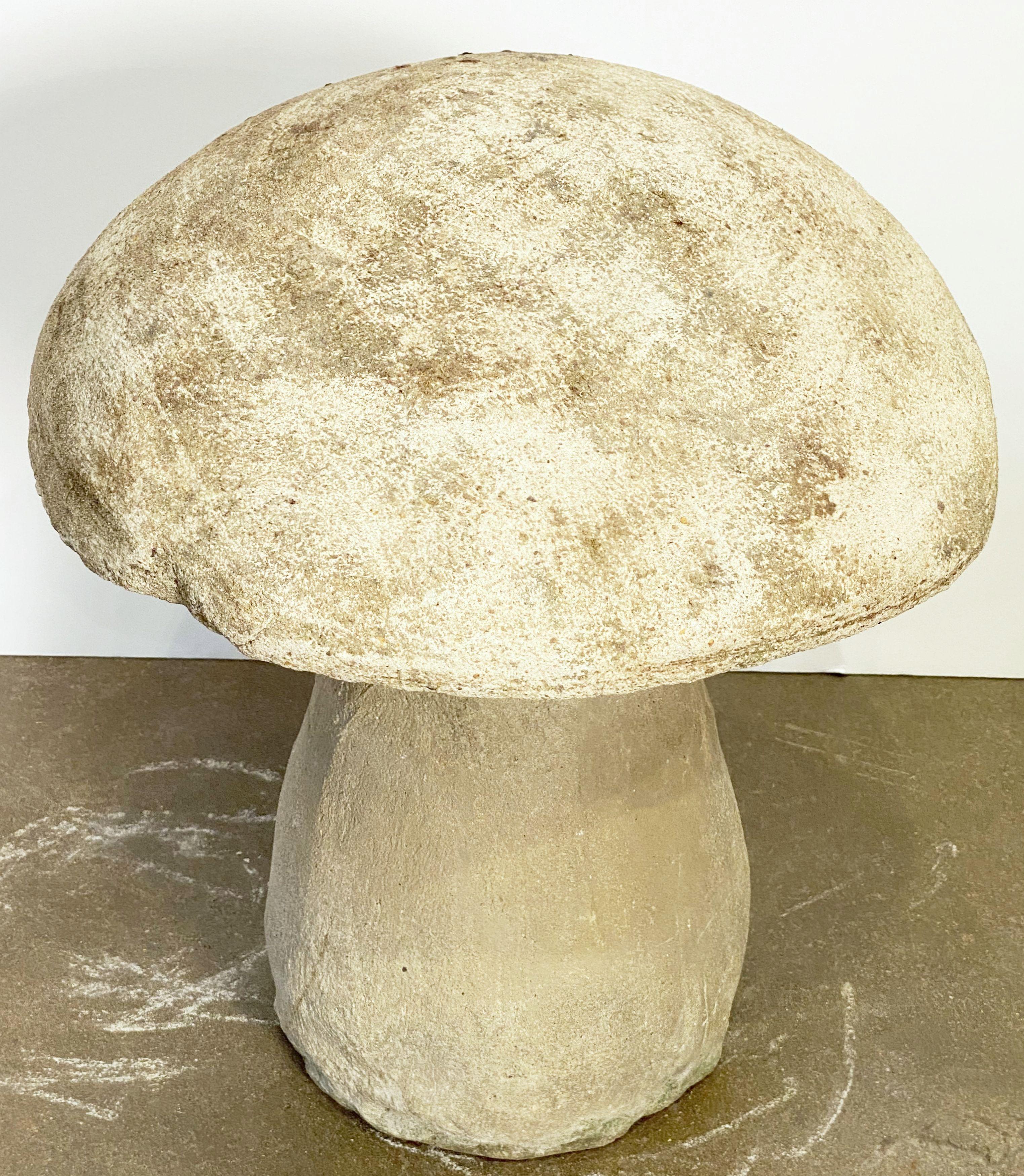 English Garden Stone Mushroom (H 16 1/4) 3