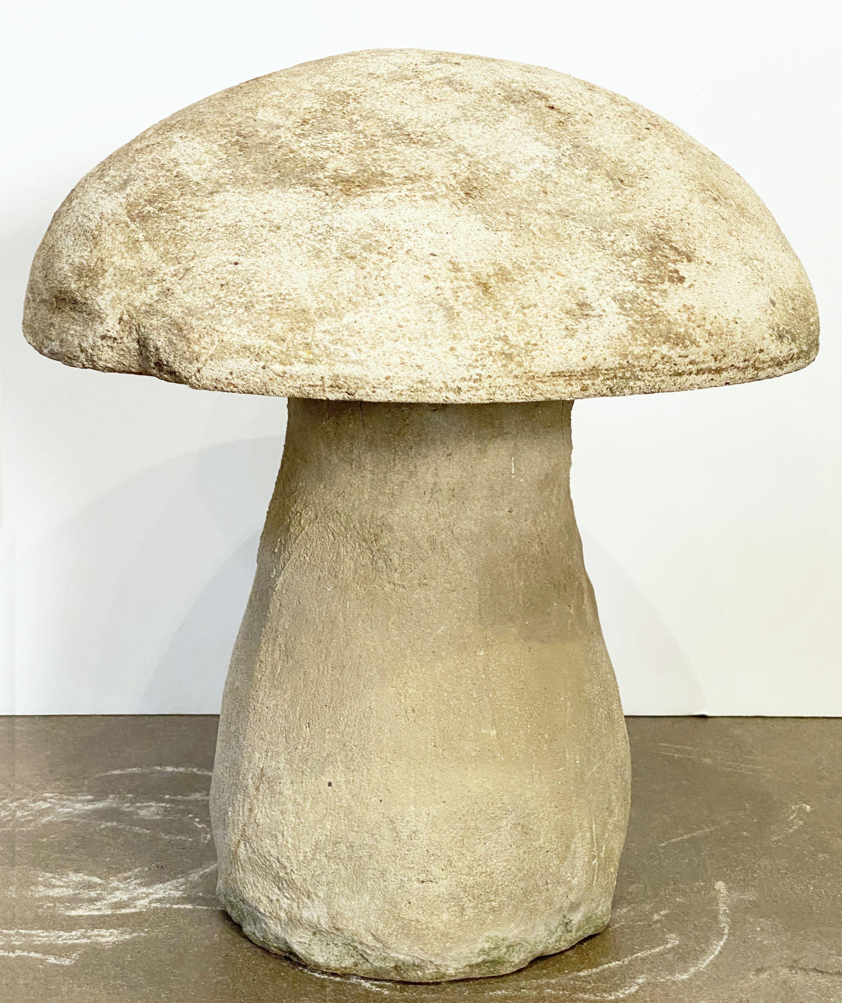 English Garden Stone Mushroom (H 16 1/4) 2