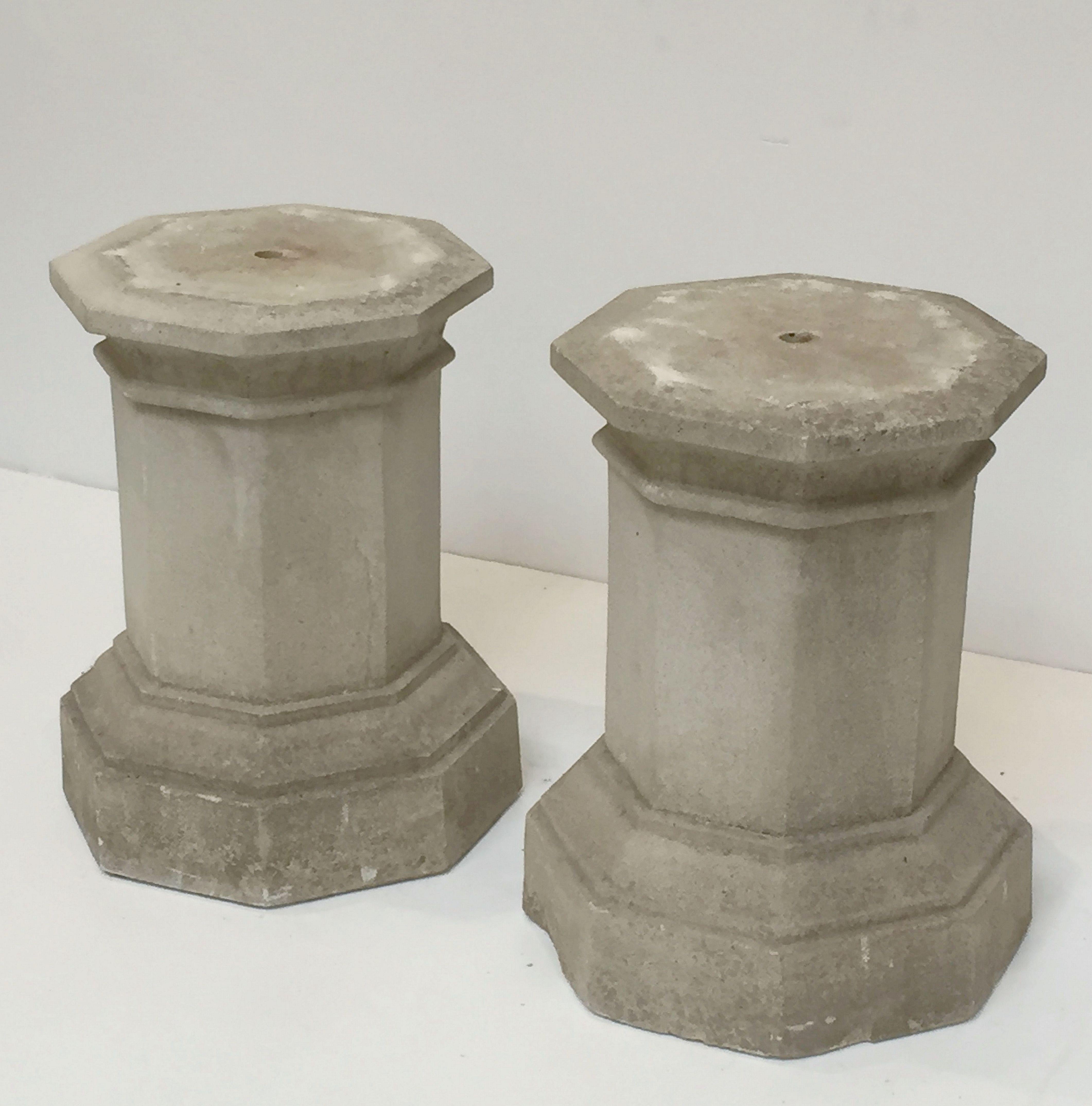 A fine pair of English octagonal sided column pillars or pedestal plinth supports of composition stone - for urns, planter pots, or statuary.

Perfect for an indoor or outdoor garden room, garden, or conservatory!

Two available - Individually