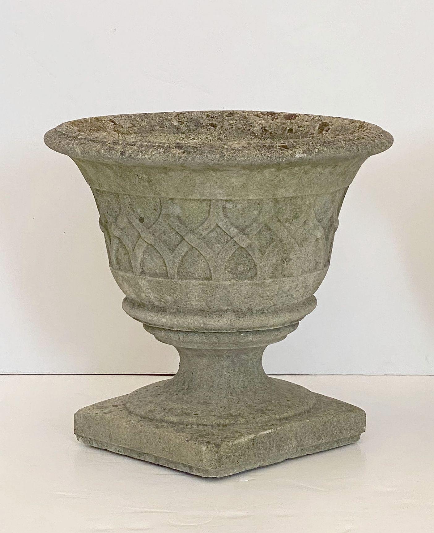 English Garden Stone Planters with Celtic Lattice Design, Individually Priced In Good Condition In Austin, TX