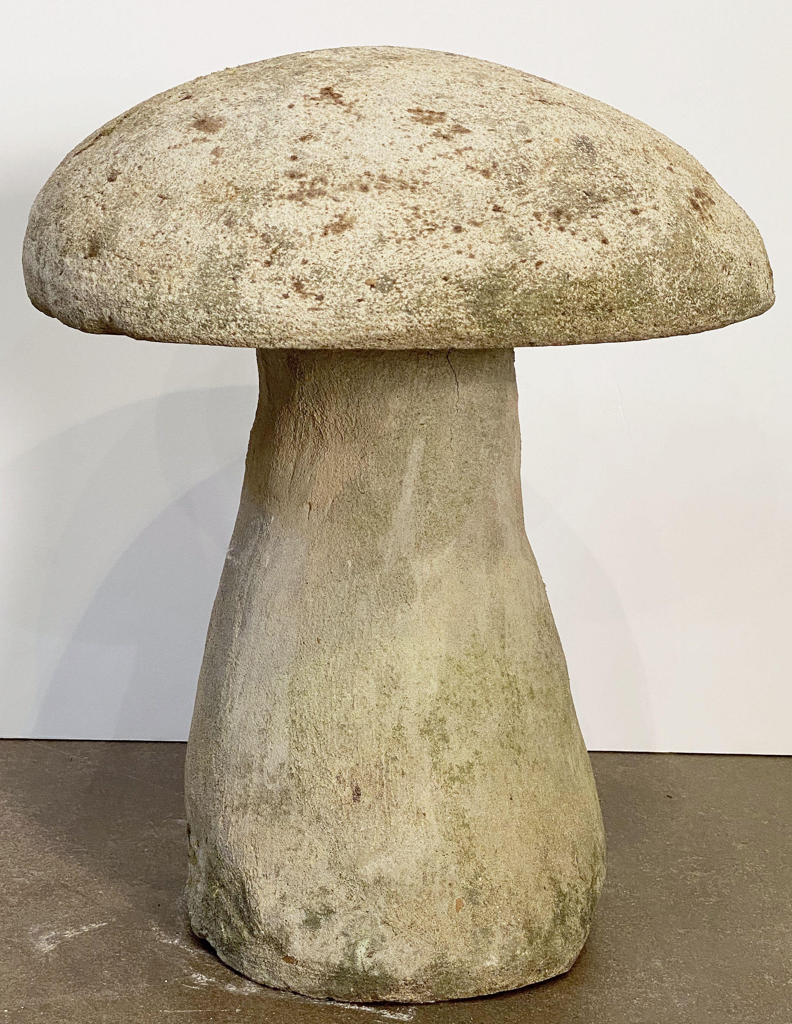 English Garden Stone Mushroom (H 16) 5