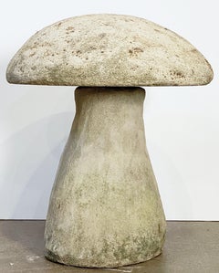 English Garden Stone Mushroom (H 16)