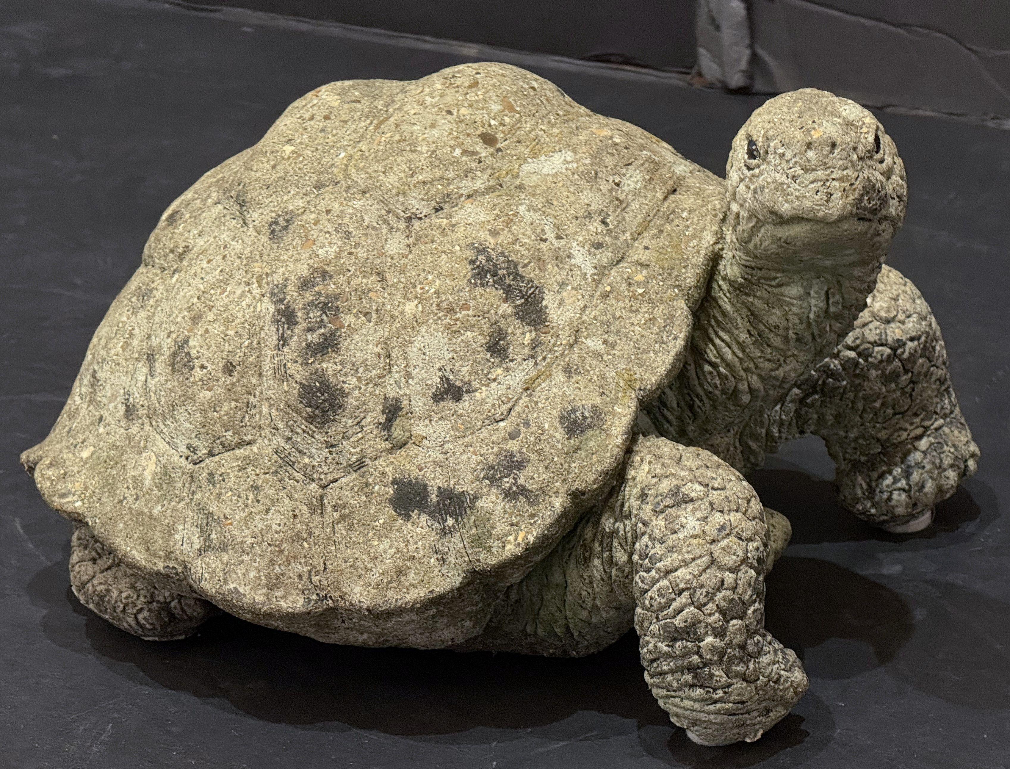 Sculpture de tortue en pierre du jardin anglais Bon état - En vente à Austin, TX