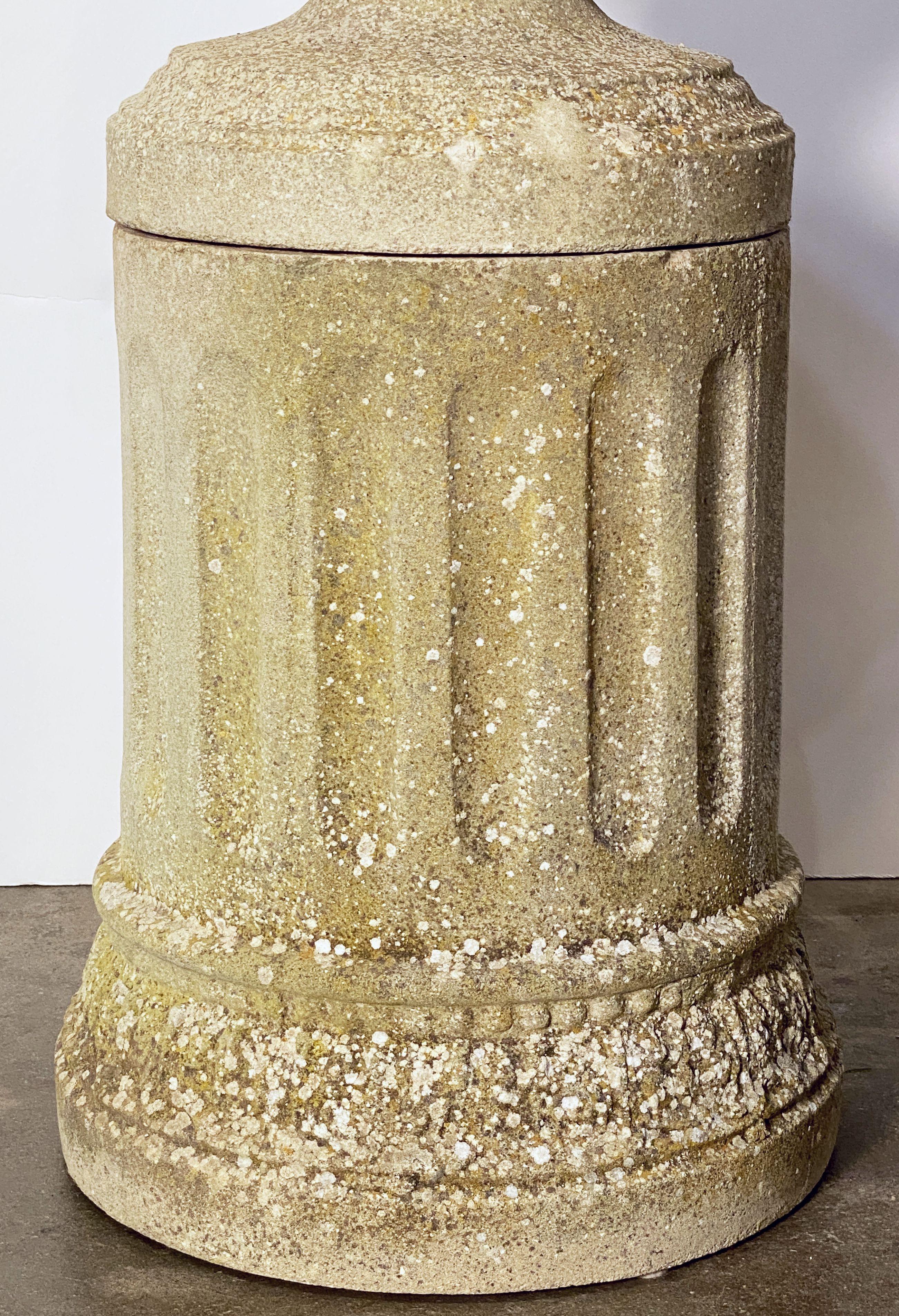 English Garden Stone Urn on Plinth in the Neo-Classical Style For Sale 5