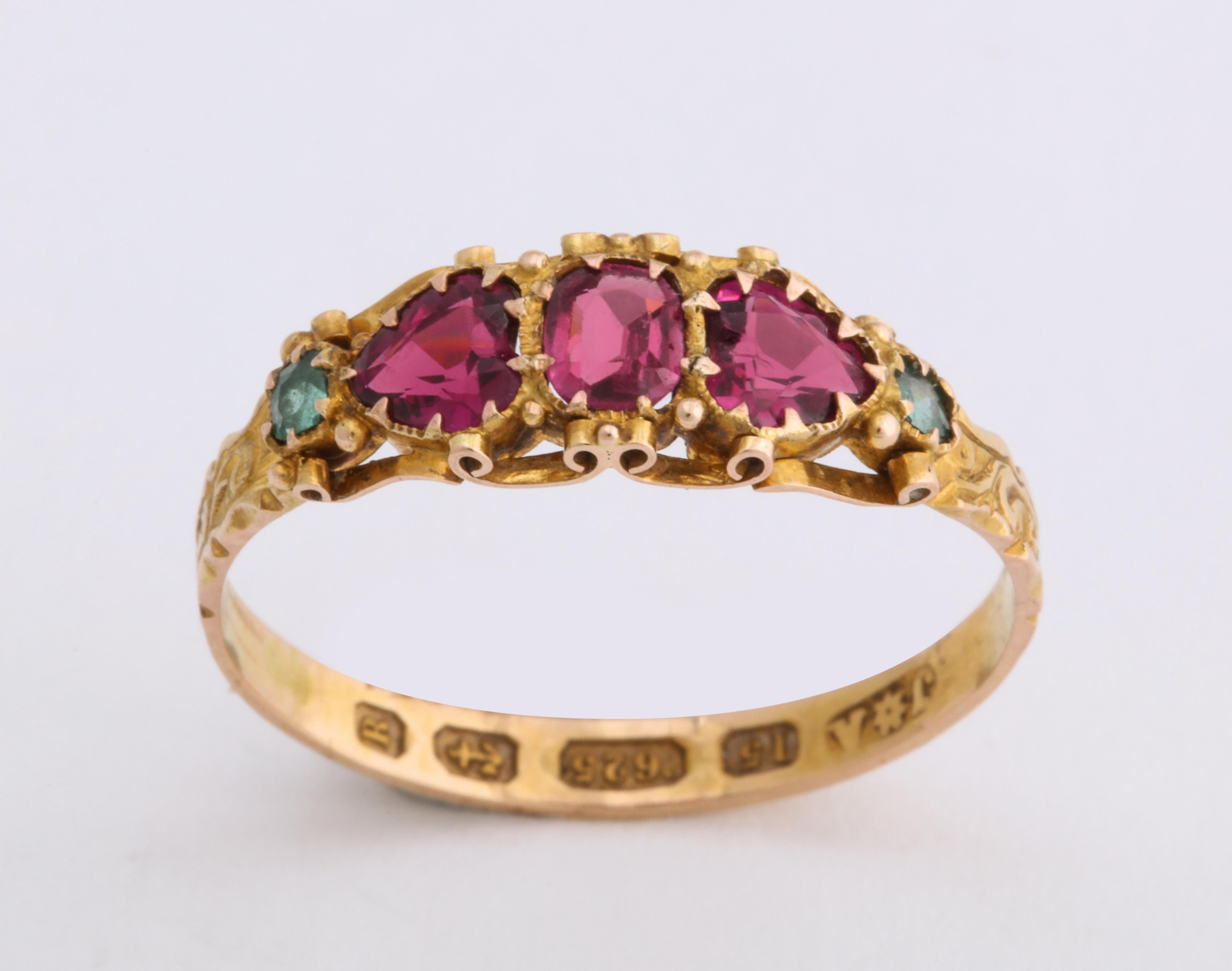 English Gold Garnet Emerald Five-Stone Ring, 1866 In Excellent Condition In St. Catharines, ON