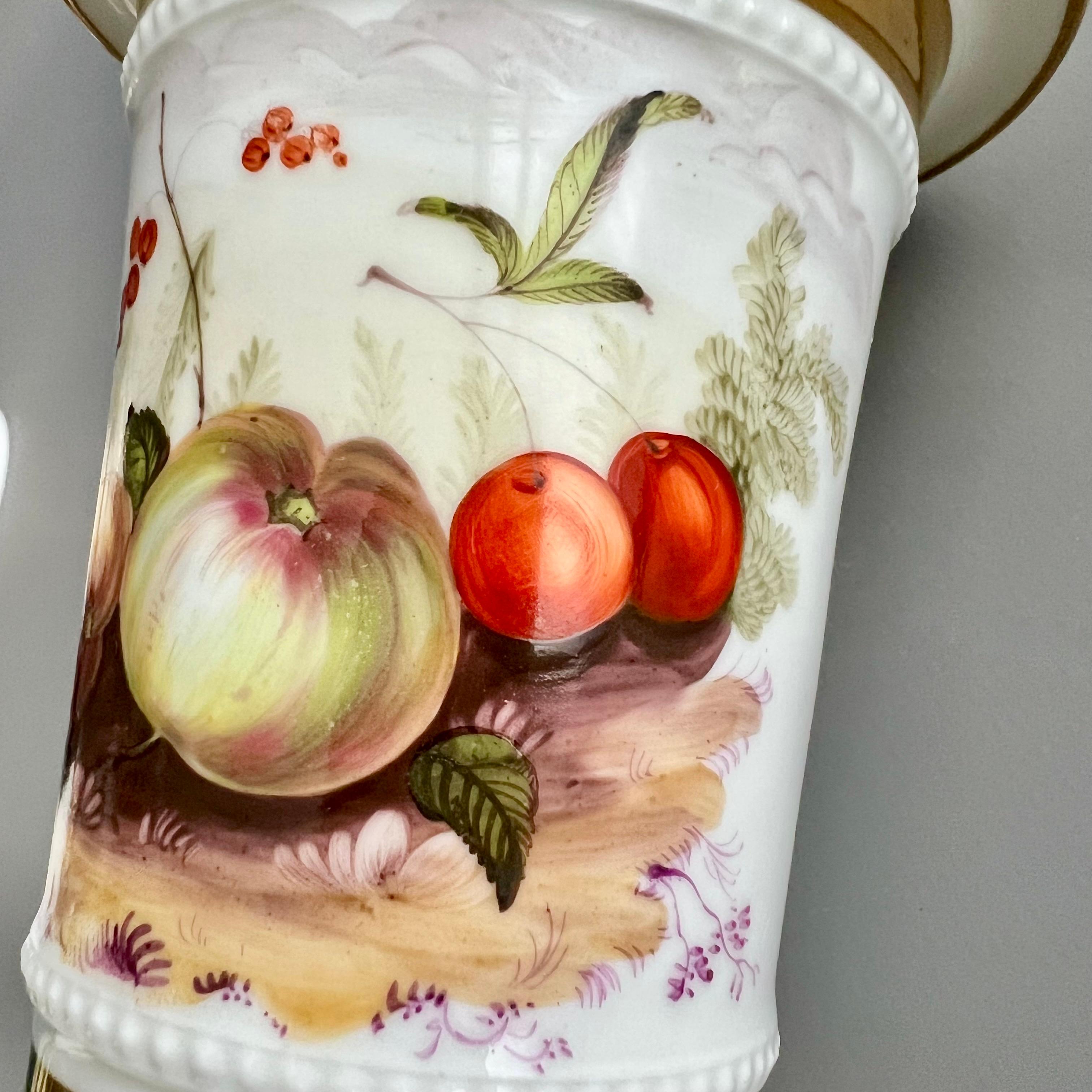 English Garniture of 5 Porcelain Vases, White, Hand Painted Fruits, 1820-1825 For Sale 4