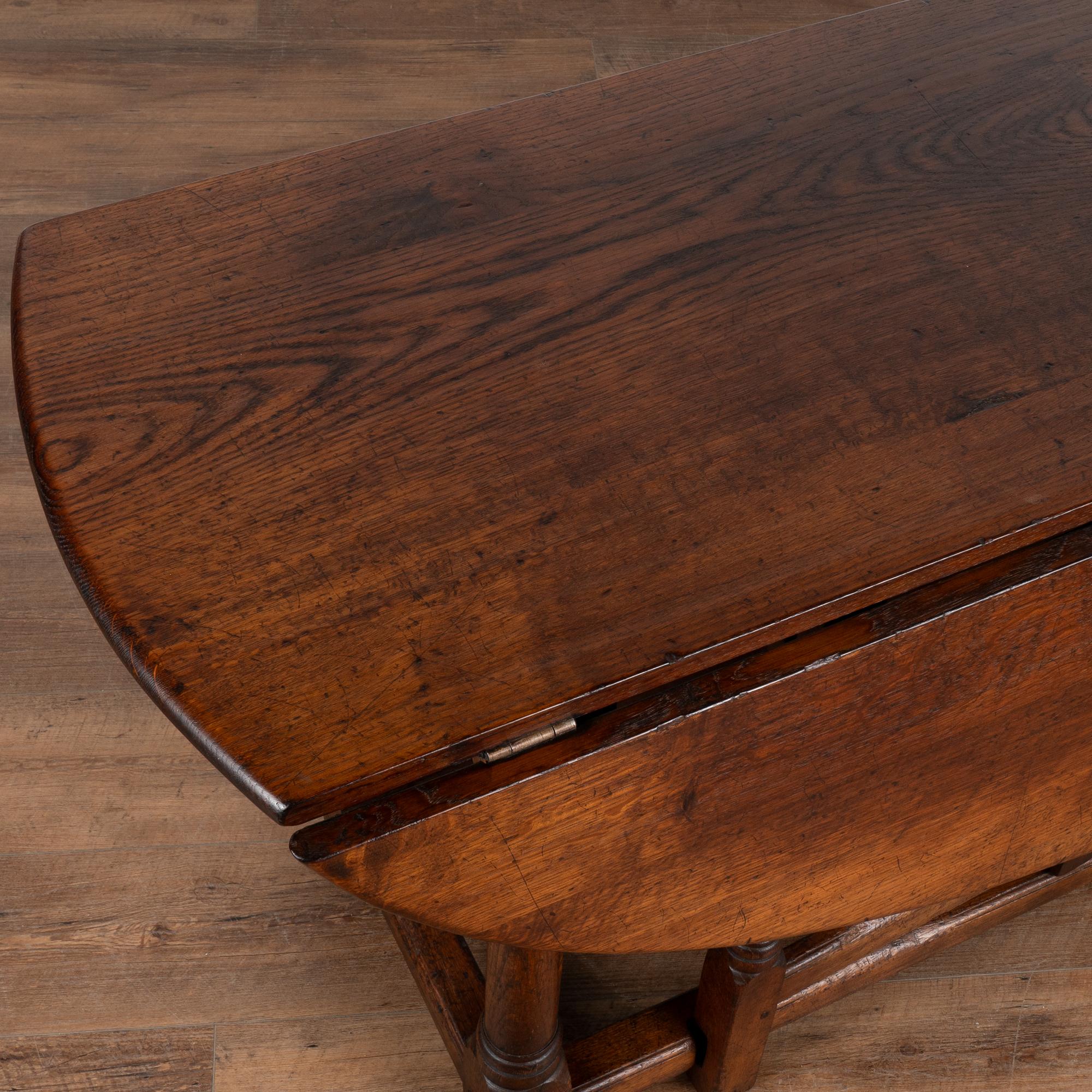 Oak English Gate Leg Drop Leaf Table, circa 1920