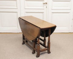 English Gate Leg, Drop Leaf Table Made Of Oak. 19Th Century