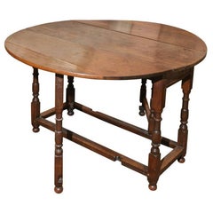 Antique English Gate Leg or Drop-Leaf Table