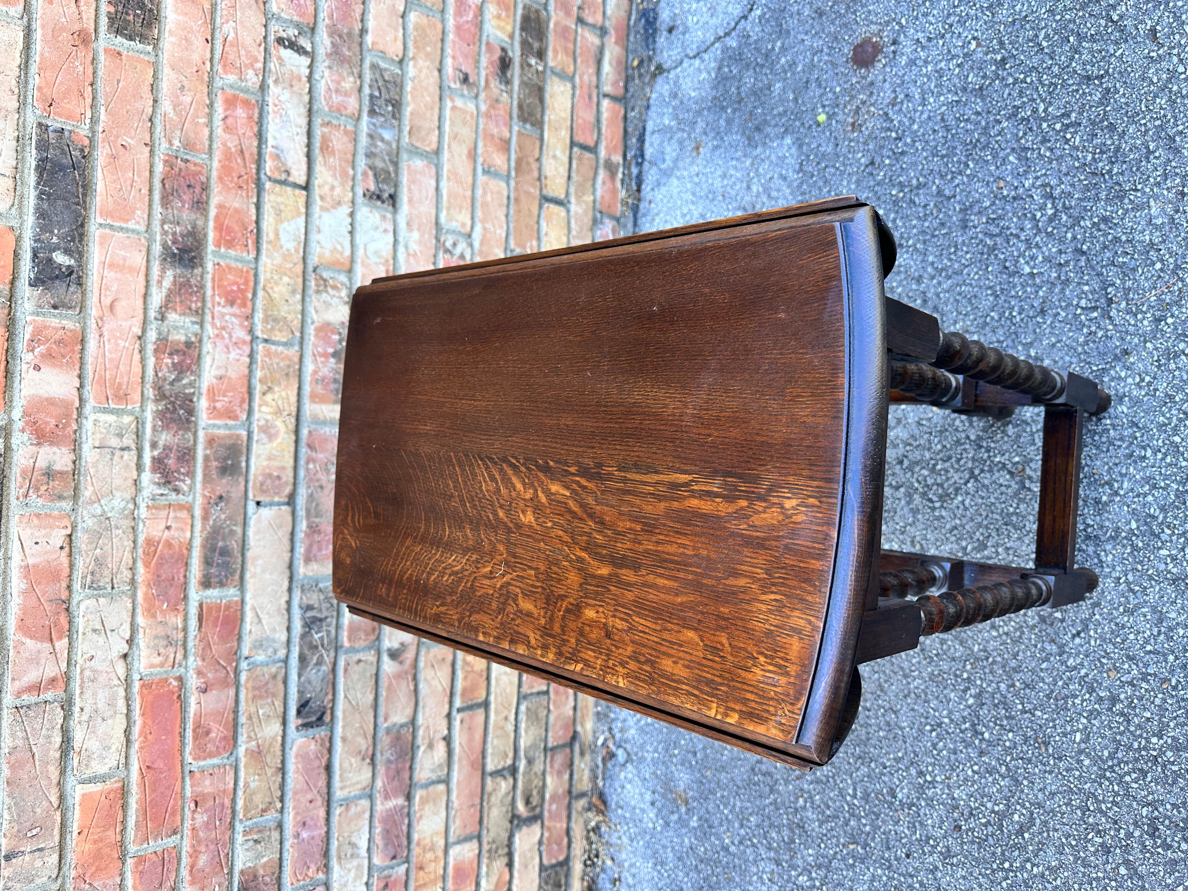 English Gate Leg Table #613 In Excellent Condition For Sale In Nashville, TN