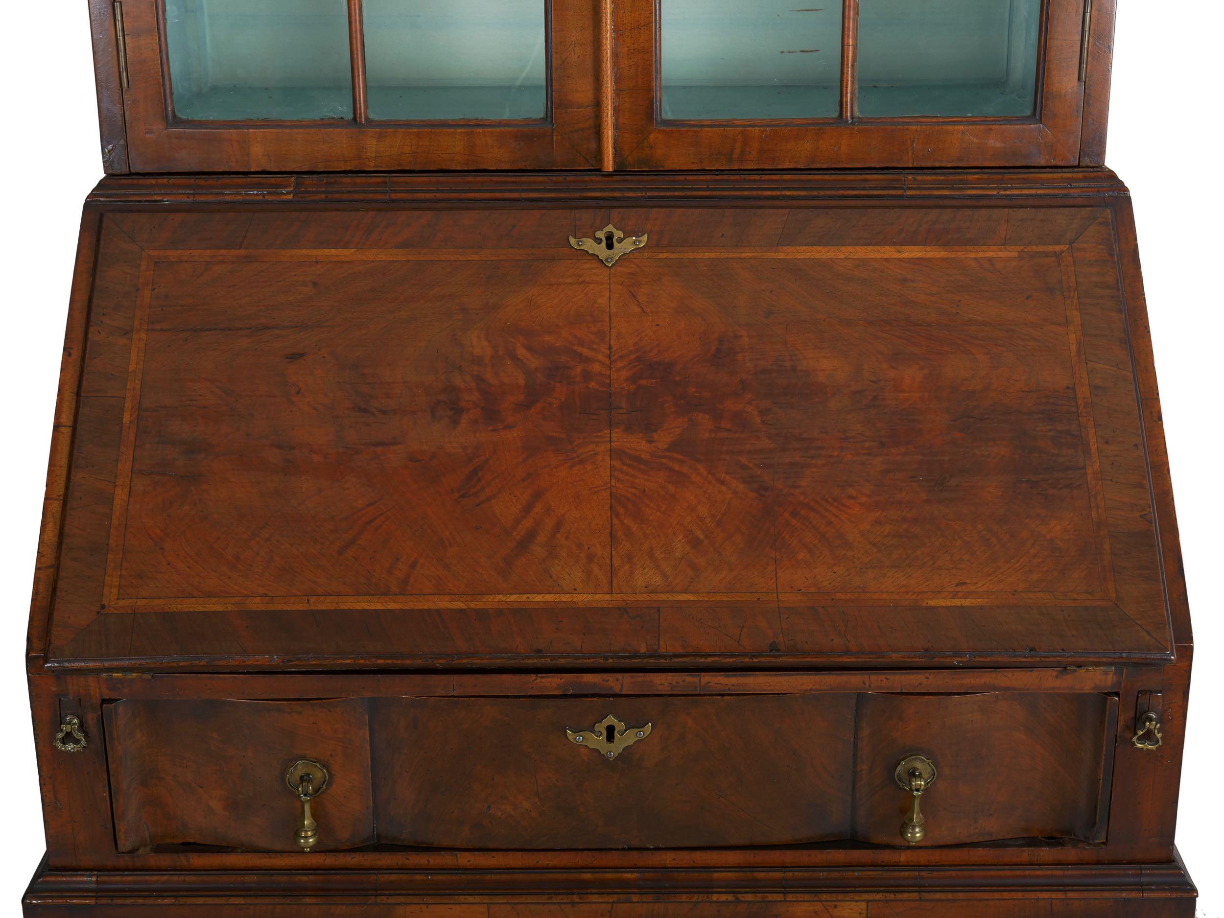 English George I Style Burl-Walnut Antique Bookcase Secretary Desk, 19th Century 4