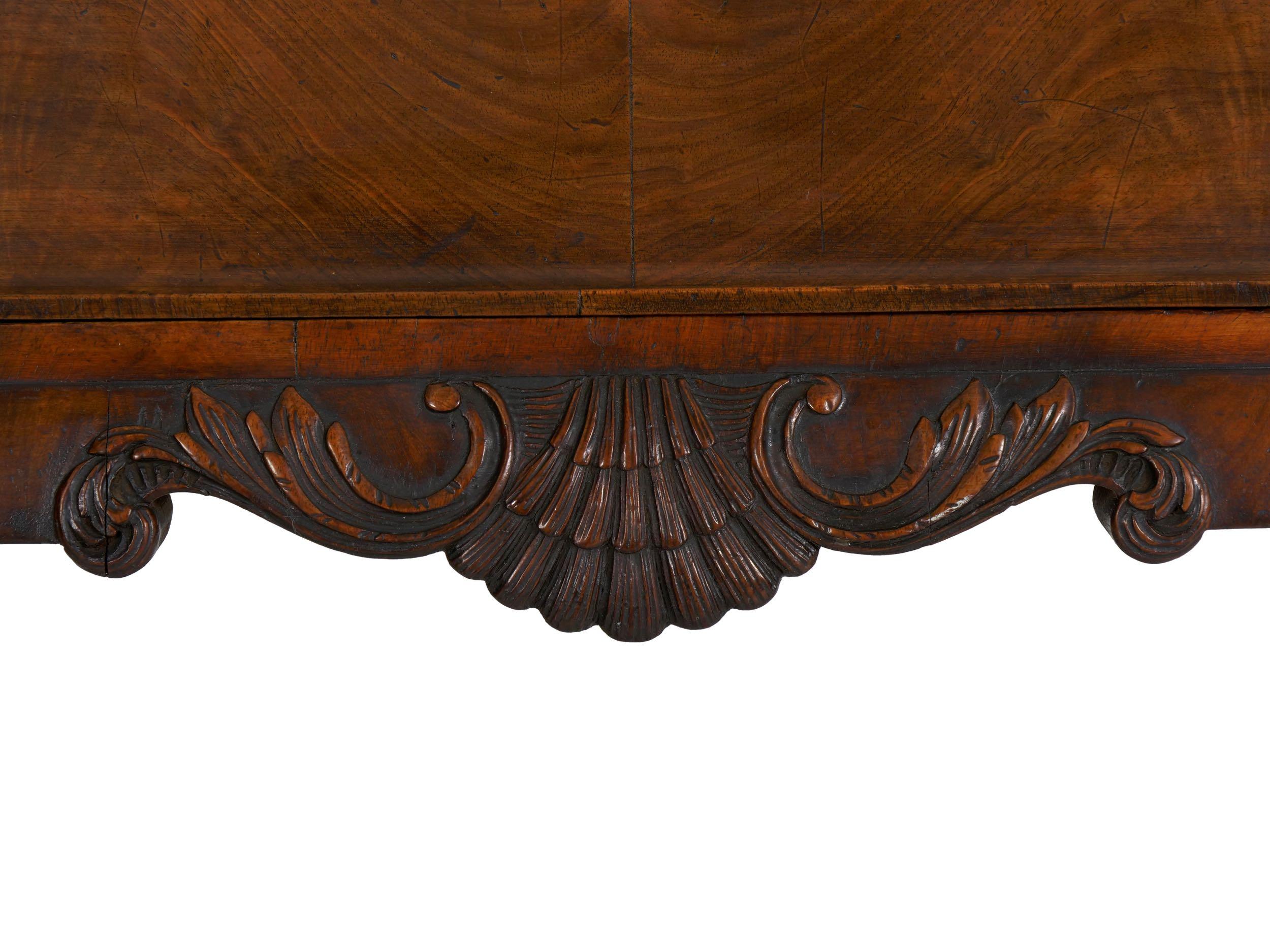 English George I Style Burl-Walnut Antique Bookcase Secretary Desk, 19th Century 10